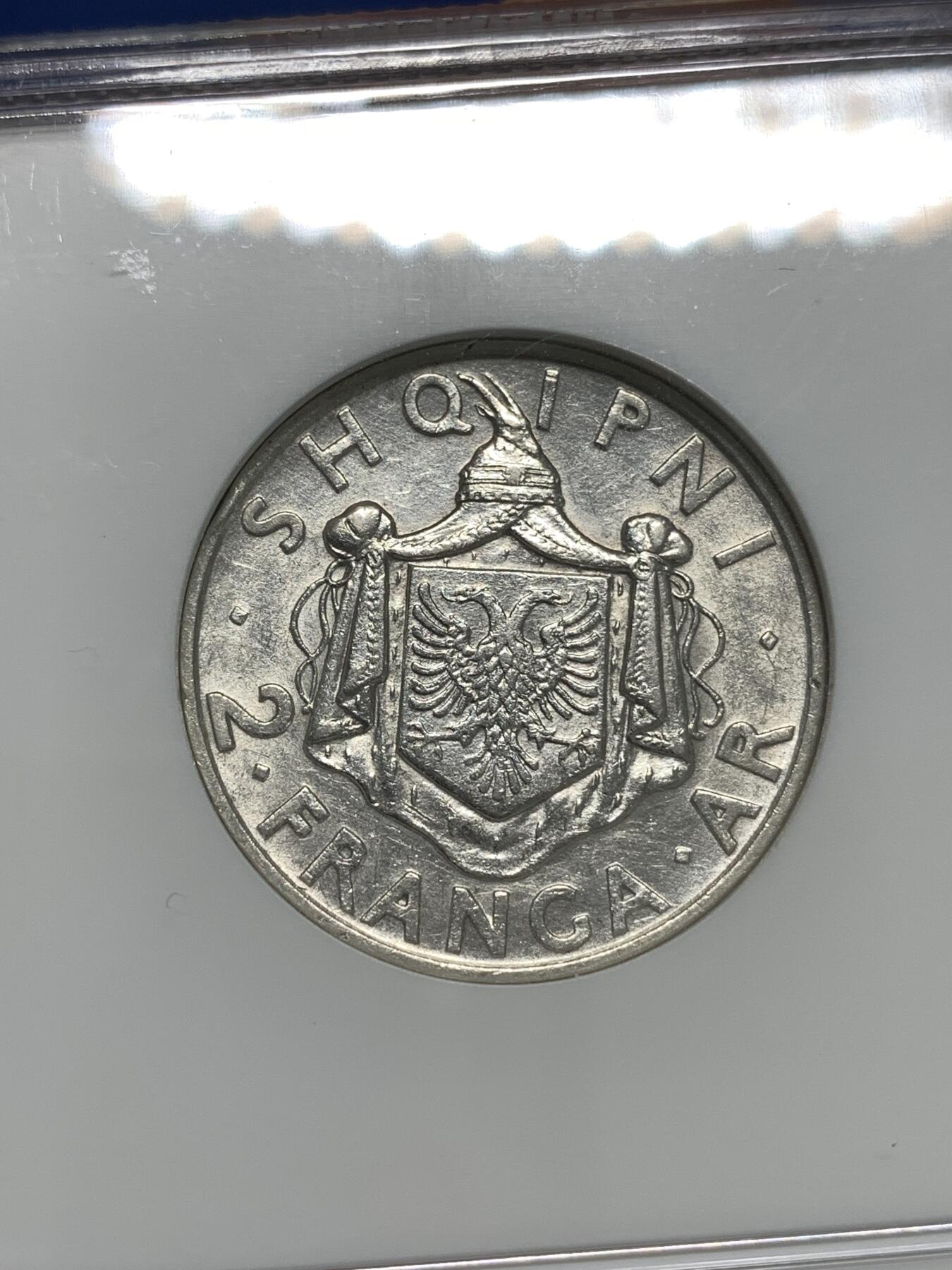 《竞宝斋》第295场- 周日，周一  2场连拍 （全场包邮） NGC AU55 好品阿尔巴尼亚1935年2法郎流通银币