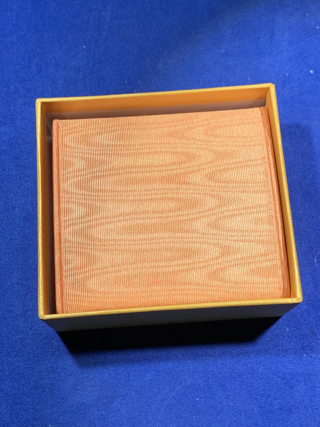 《竞宝斋》第295场- 周日，周一  2场连拍 （全场包邮） 中国台湾省2012年第十三任正副省长就职纪念银币1盎司大银币 盒证齐全 实铸量少 热门题材