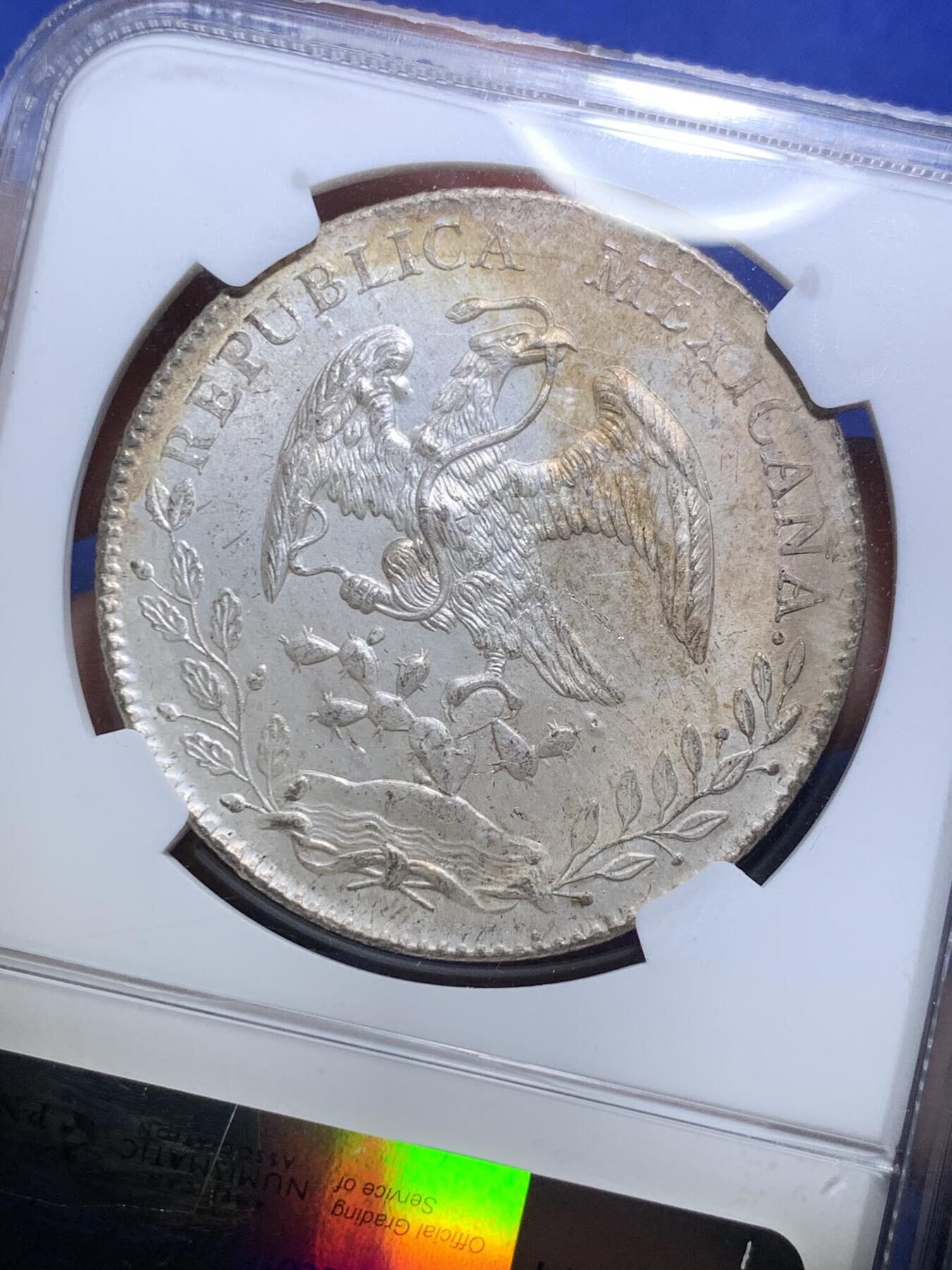 《竞宝斋》第295场- 周日，周一  2场连拍 （全场包邮） NGC MS63 1897年墨西哥鹰洋8R 滴水未沾的原始状态，原银光，老鹰羽毛细节非常好，可惜背面包浆减分，不然定能更上一层楼