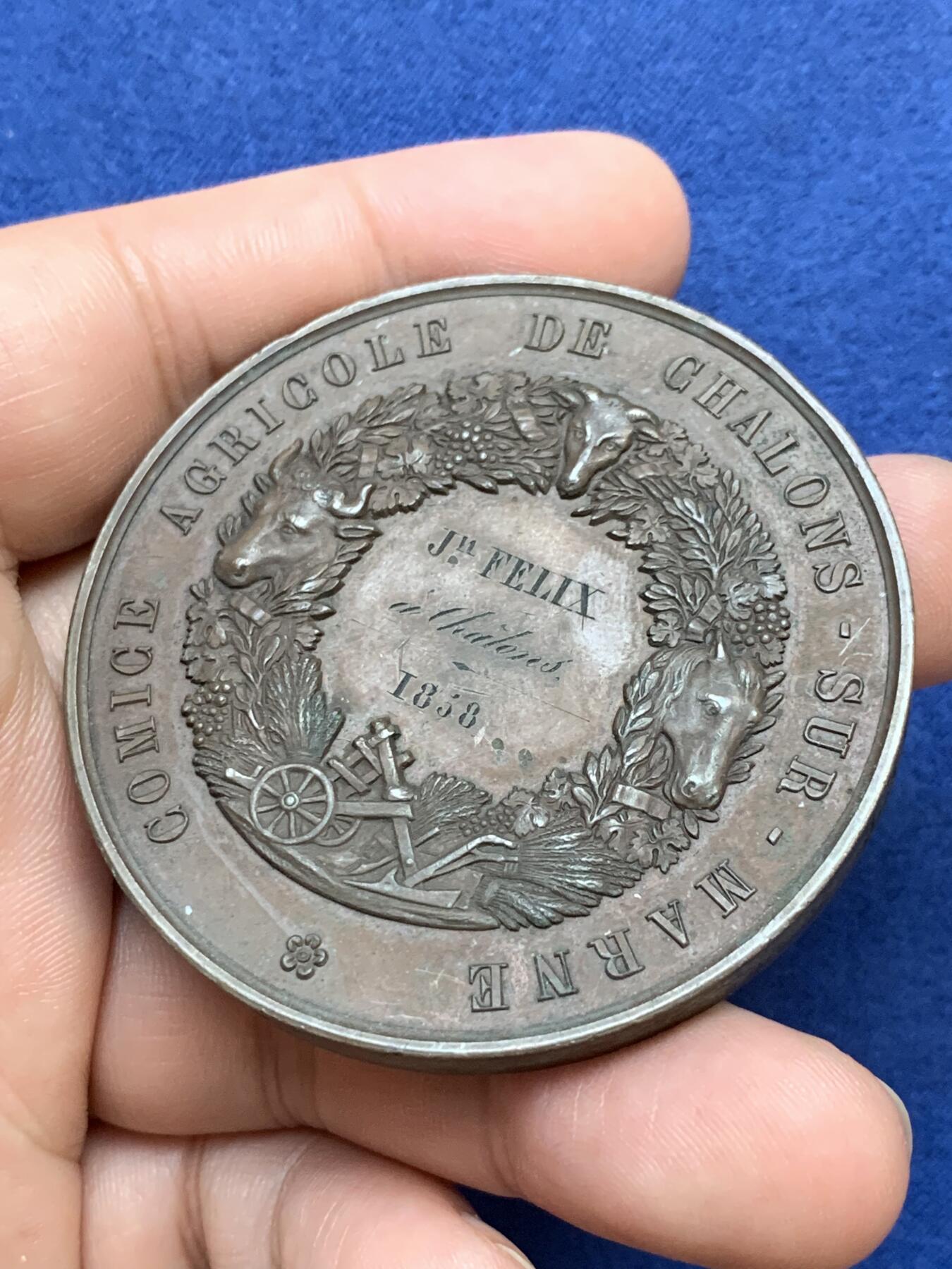 《竞宝斋》第295场- 周日，周一  2场连拍 （全场包邮） 1858年法国拿破仑三世农业铜章 超大尺寸！ 直径57mm 重量92g