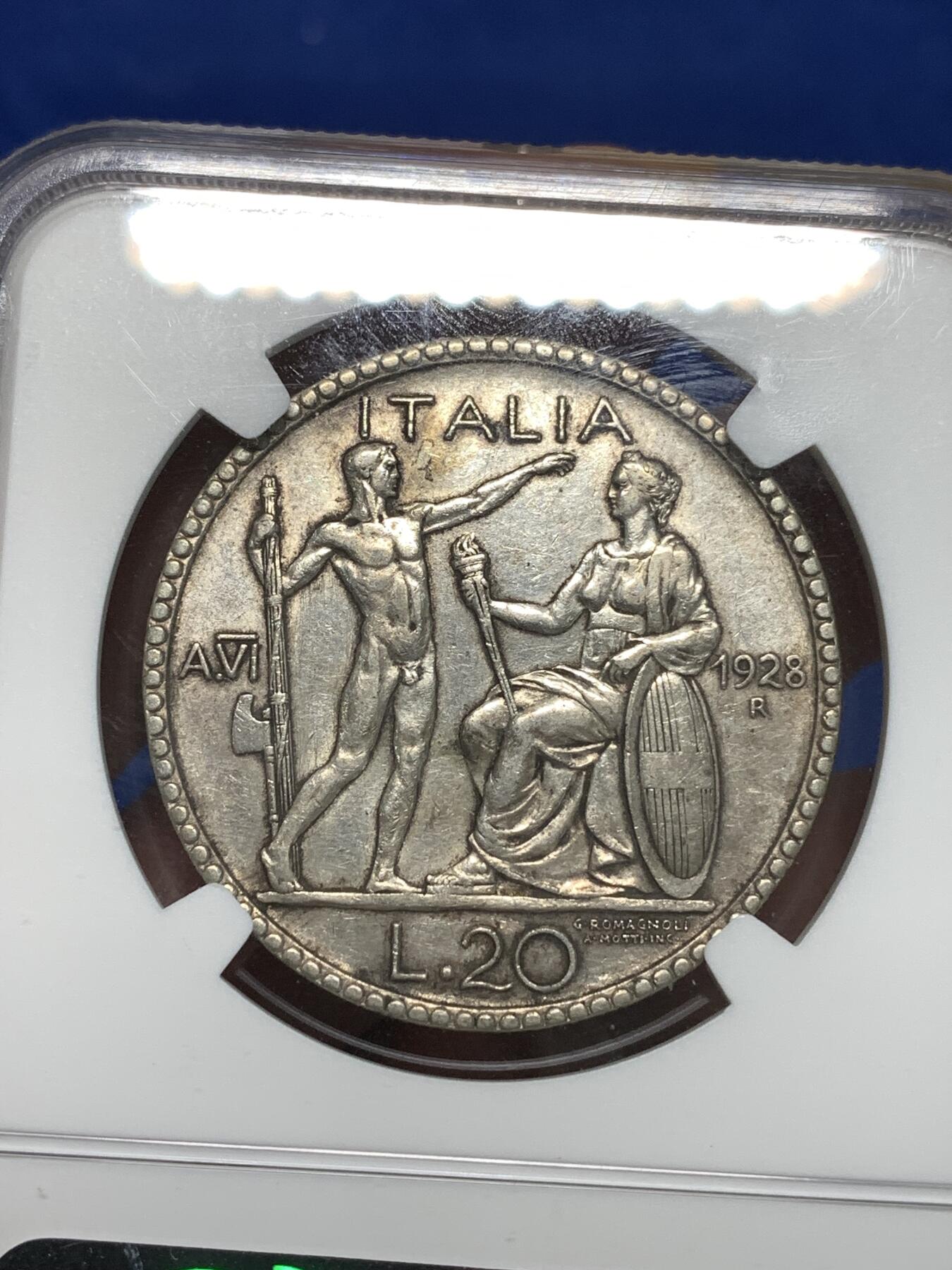 《竞宝斋》第295场- 周日，周一  2场连拍 （全场包邮） NGC AU53 意大利1928年裸男20里拉银币 经典造型 稀少年份