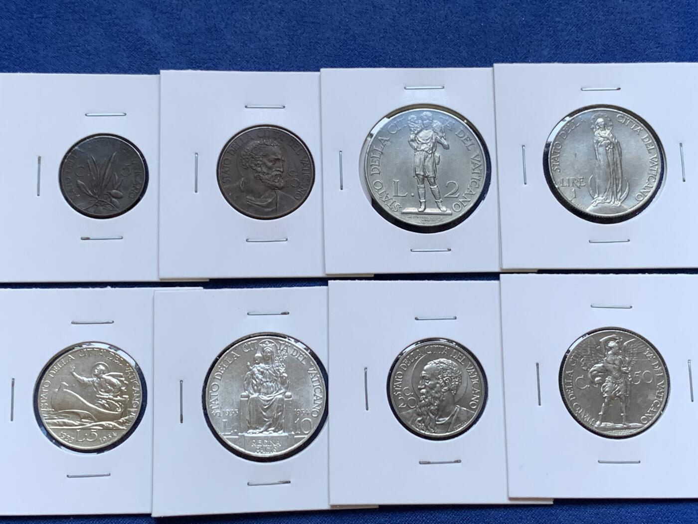 《竞宝斋》第295场- 周日，周一  2场连拍 （全场包邮） 8枚一组 梵蒂冈教皇国1933-34年8枚套 少见双年份版（含两银）