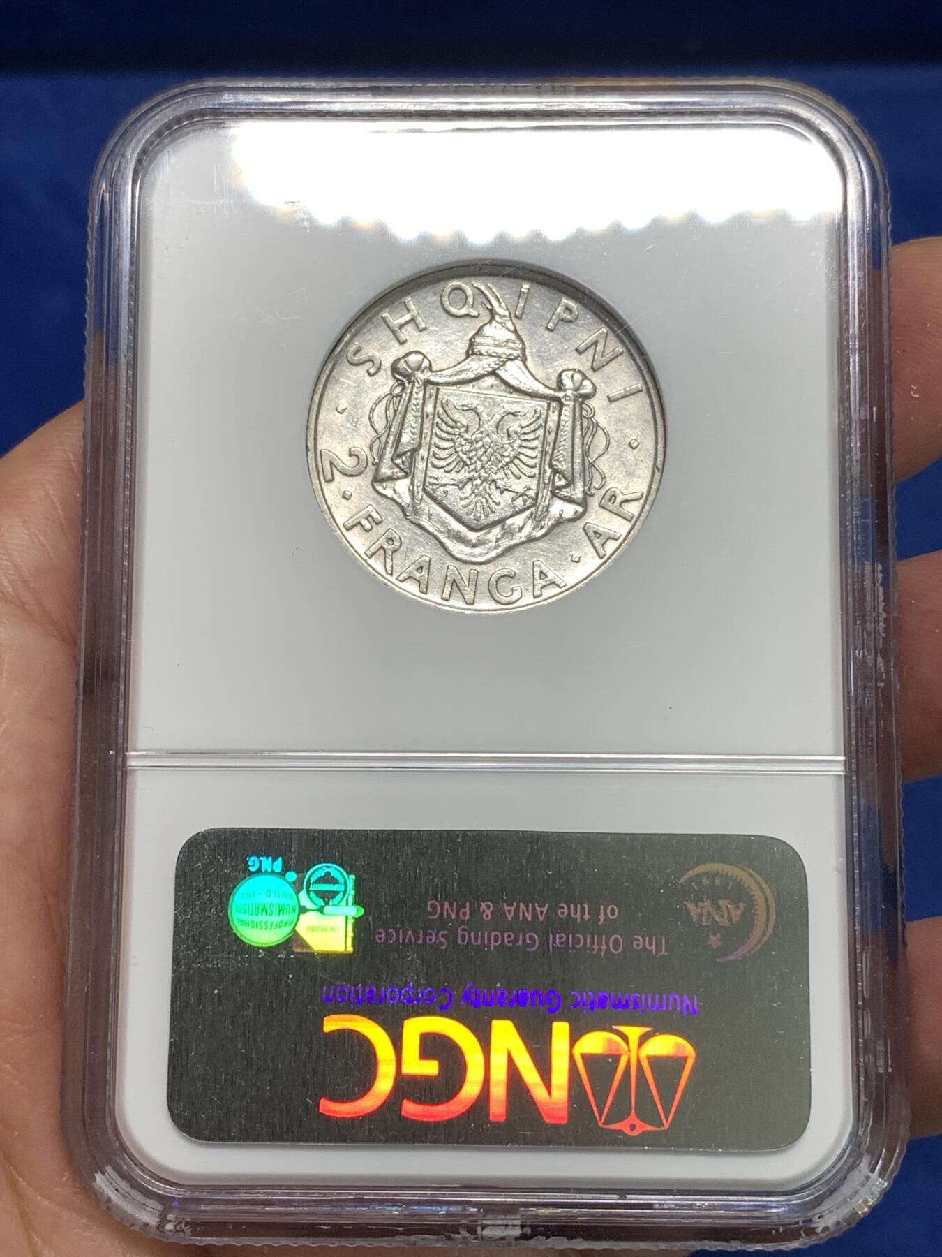 《竞宝斋》第295场- 周日，周一  2场连拍 （全场包邮） NGC AU55 好品阿尔巴尼亚1935年2法郎流通银币