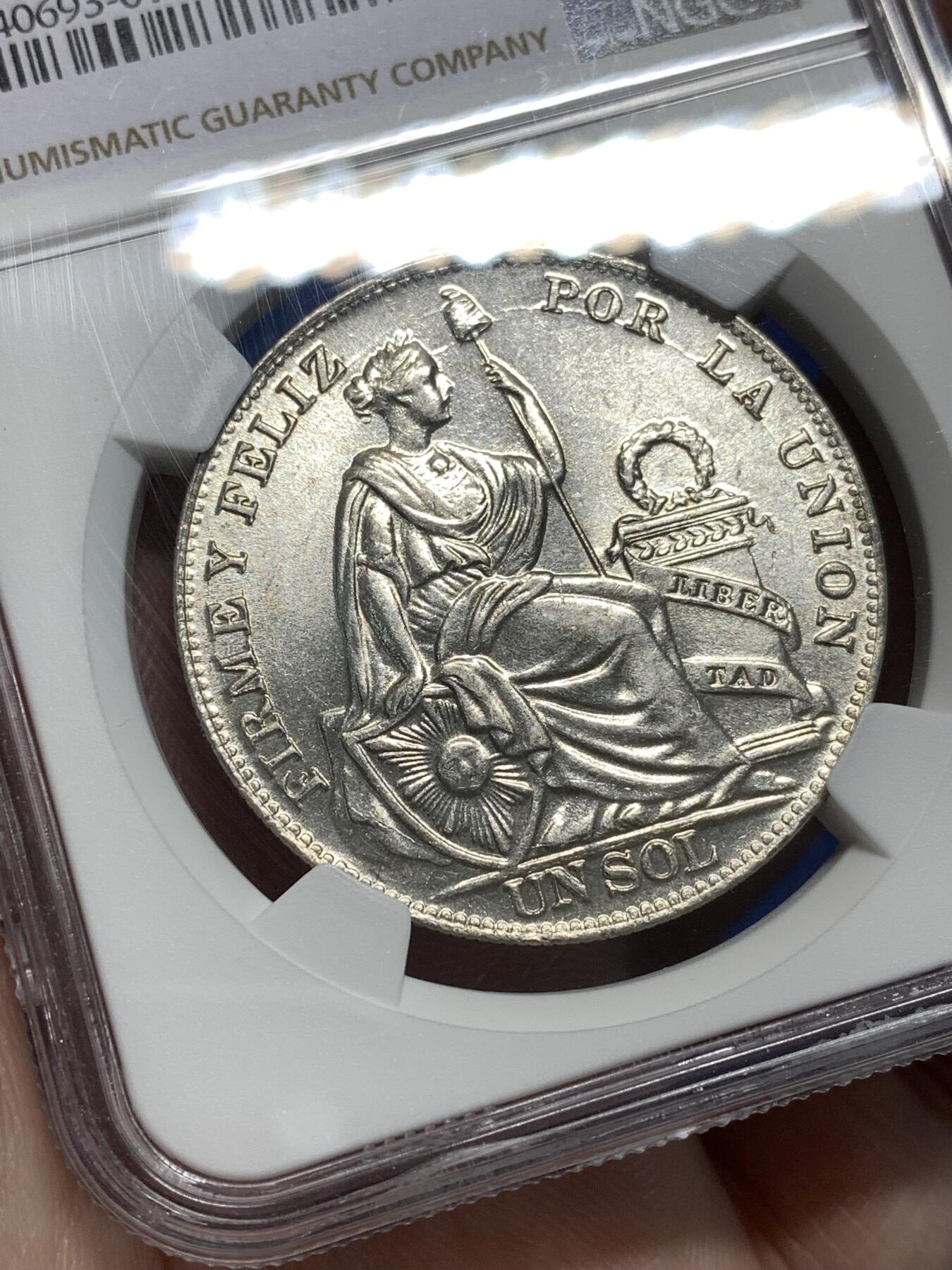 《竞宝斋》第295场- 周日，周一  2场连拍 （全场包邮） NGC MS62 秘鲁1934年坐人女神1索尔大银币 热门南美主币