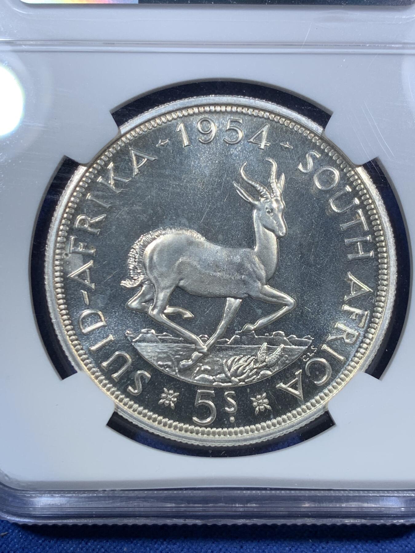 《竞宝斋》第295场- 周日，周一  2场连拍 （全场包邮） NGC PF66CAMEO 英属南非1954年伊丽莎白二世跳羚羊版5先令精制银币