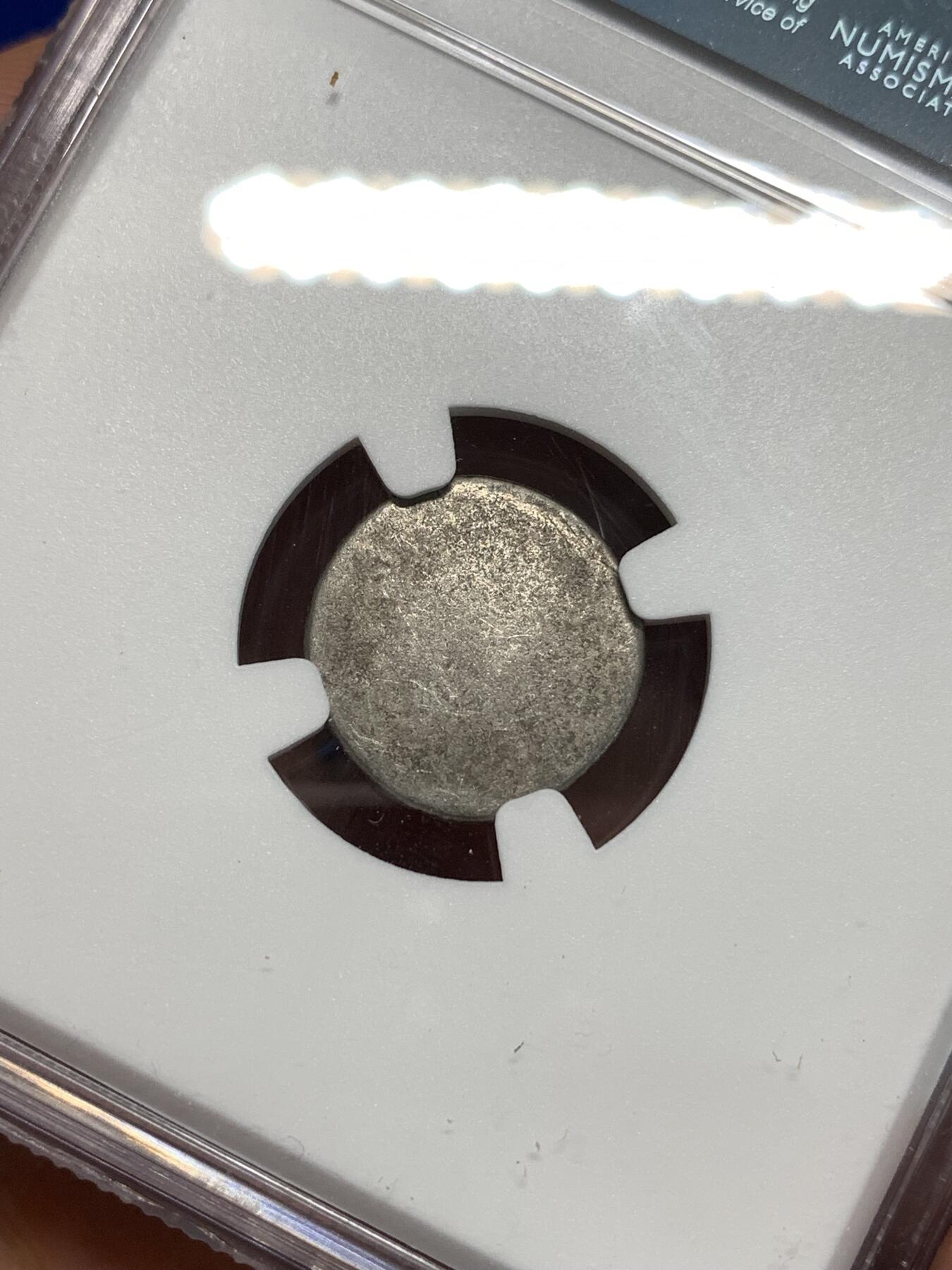 《竞宝斋》第295场- 周日，周一  2场连拍 （全场包邮） NGC AU55 柬埔寨1847-1860年小鸟银币 经典品种，传世粉灰彩