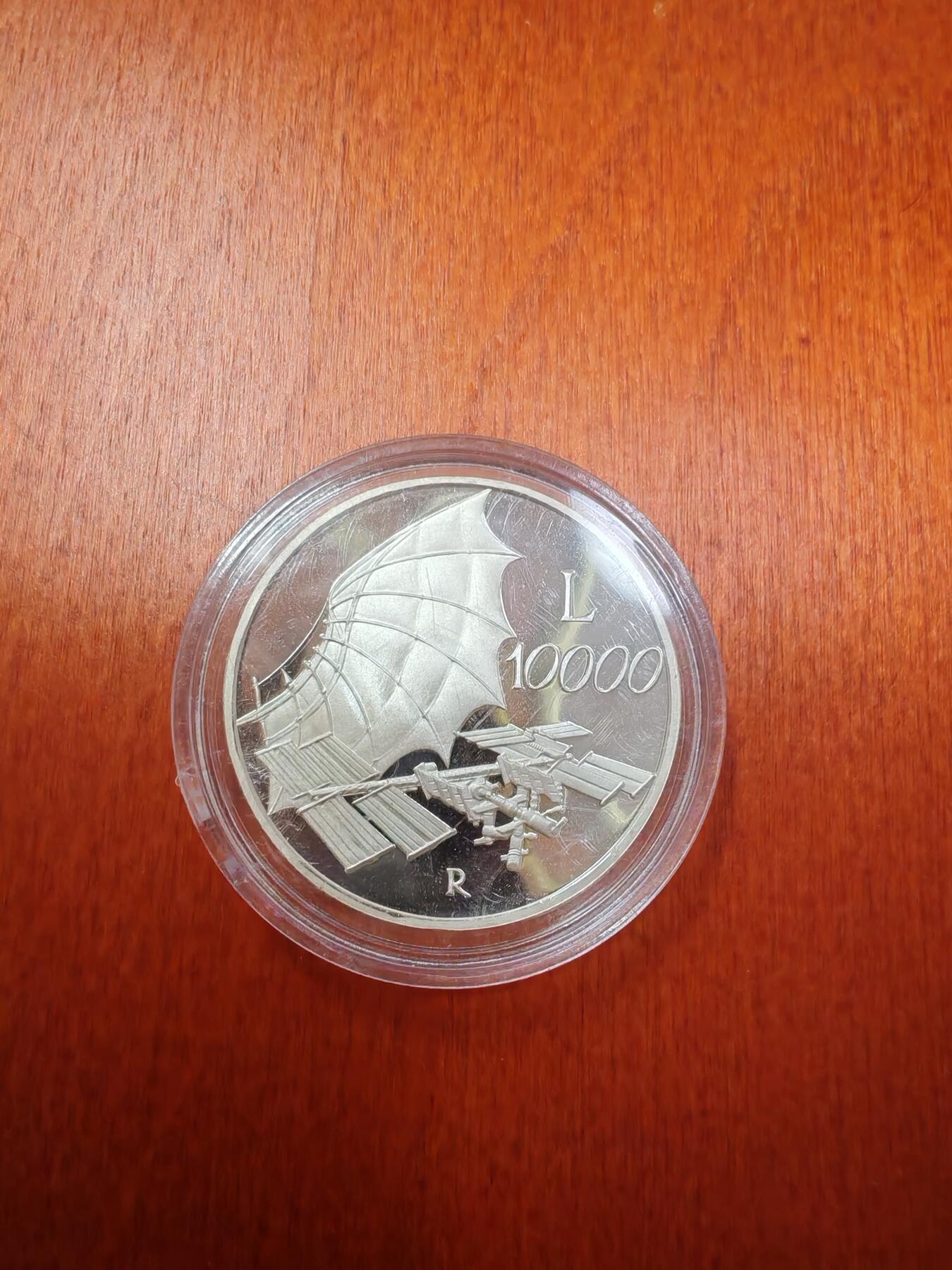 长老汇龙年精选第十九场拍卖 2000意大利千禧年之天空10000里拉精制银币，7000枚