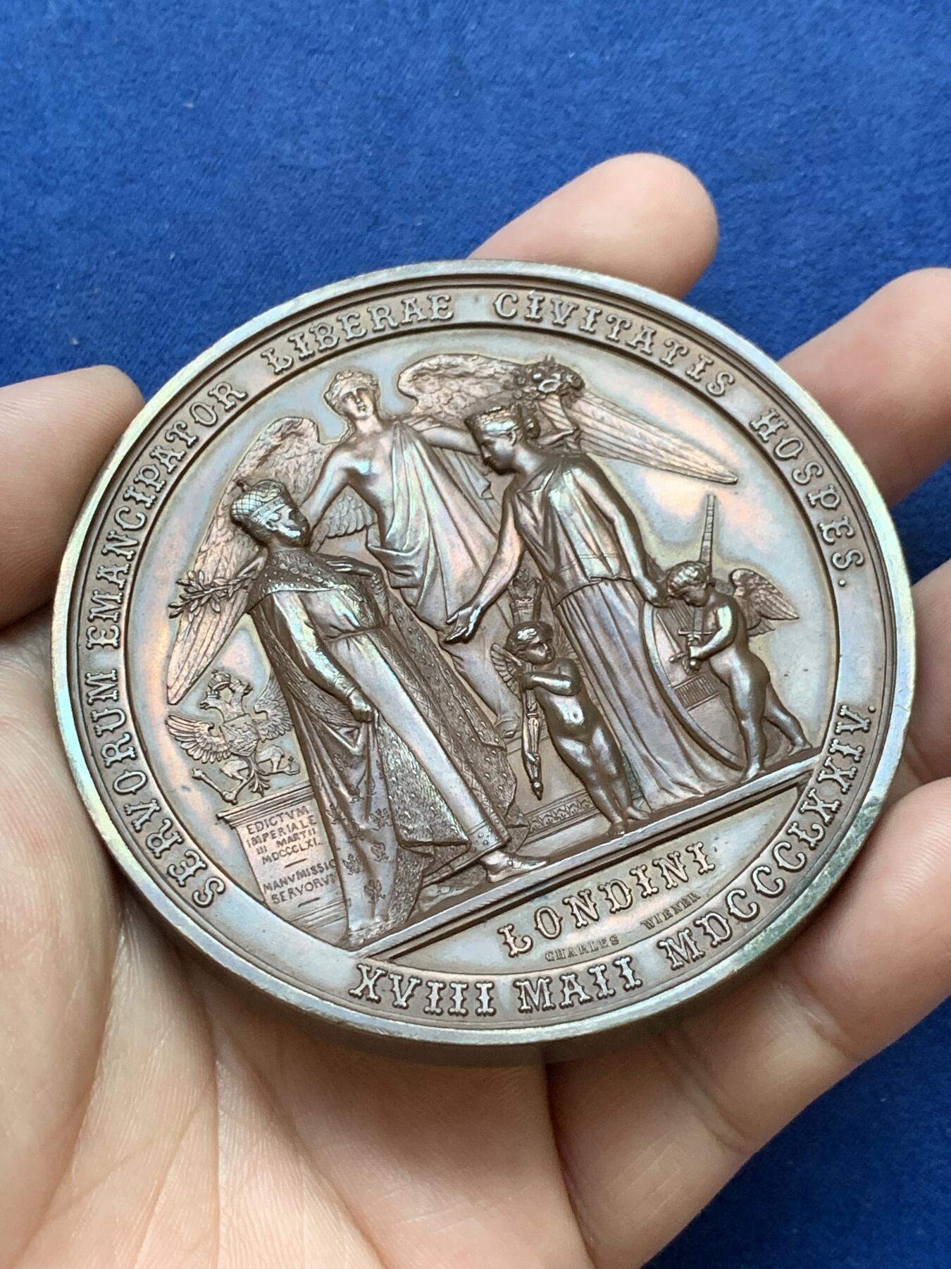 《竞宝斋》第295场- 周日，周一  2场连拍 （全场包邮） 1874英国金融城大铜章 沙俄亚历山大二世访问伦敦铜章 76.7mm 213.1g