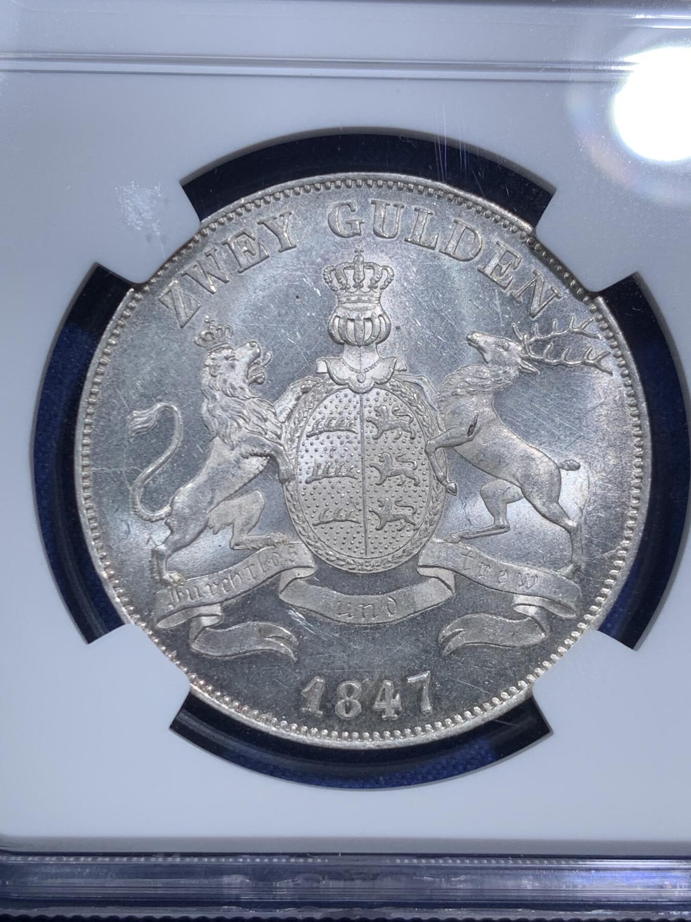 《竞宝斋》第295场- 周日，周一  2场连拍 （全场包邮） 唯一亚军分 NGC MS63 德国1847年符腾堡鹿狮2盾银币 转光狮子 顶级状态