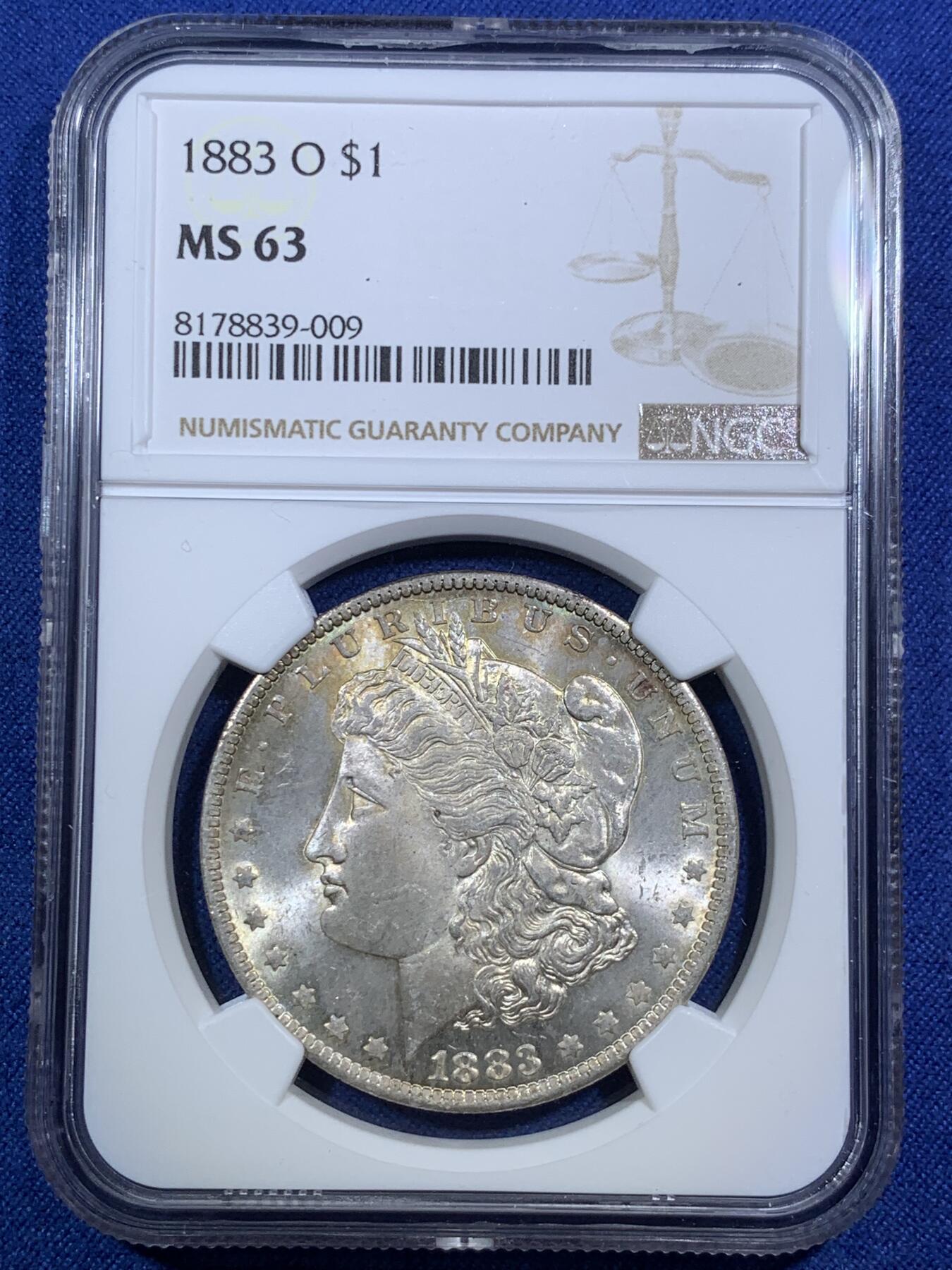 《竞宝斋》第295场- 周日，周一  2场连拍 （全场包邮） NGC MS63 美国1883-O 摩根1美元银币 双面转光流畅生动，保持着百年前的光泽，两面带有月牙包浆，63中战斗机。