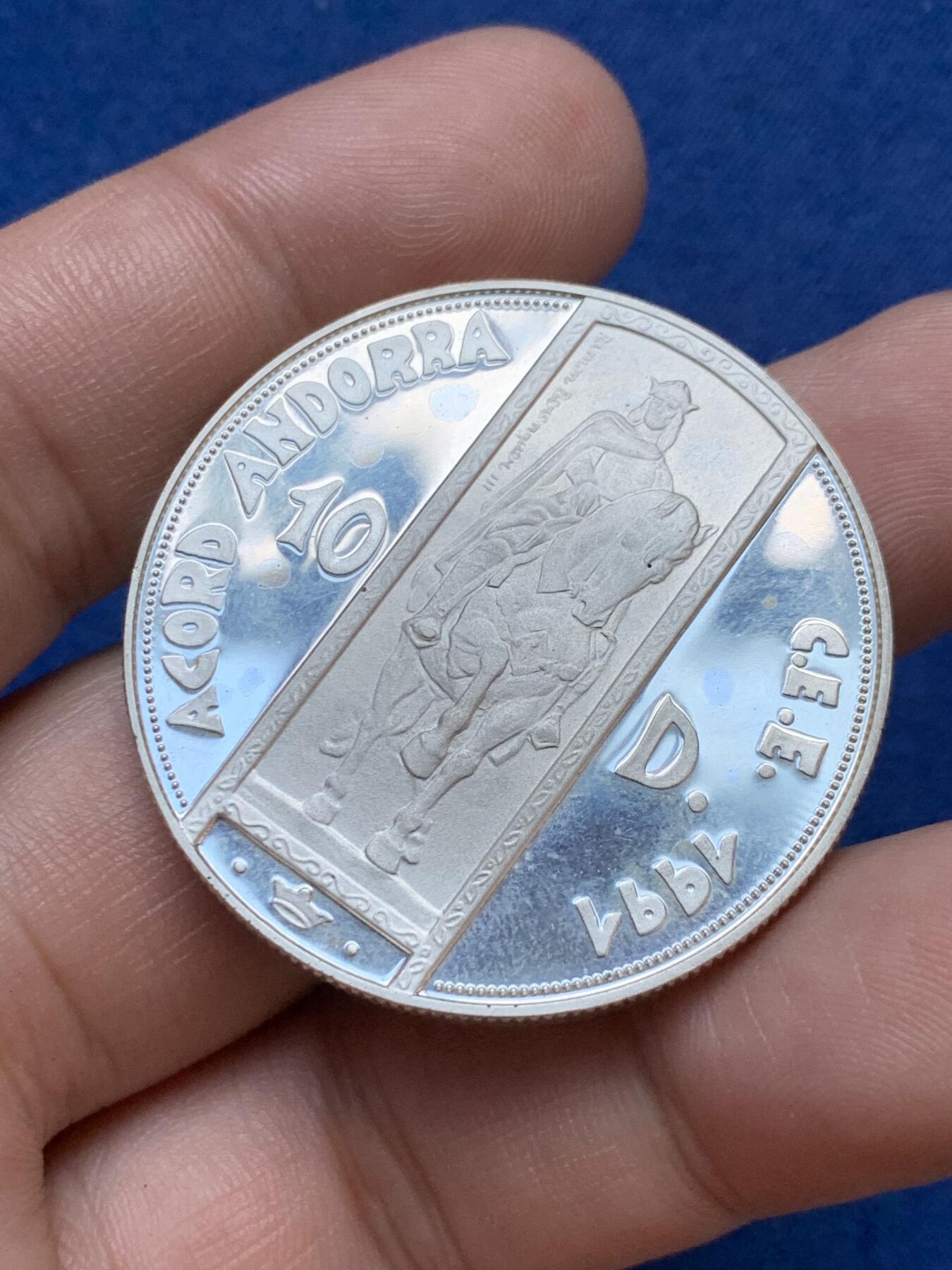 《竞宝斋》第295场- 周日，周一  2场连拍 （全场包邮） 安道尔1995年欧洲海关联盟10第纳尔精制大银币