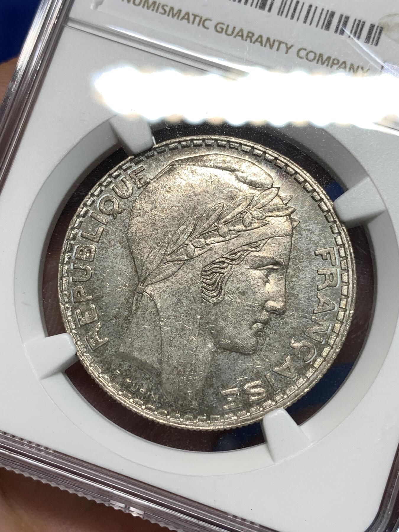 《竞宝斋》第295场- 周日，周一  2场连拍 （全场包邮） NGC MS62 法国1933年桂冠女神20法郎银币