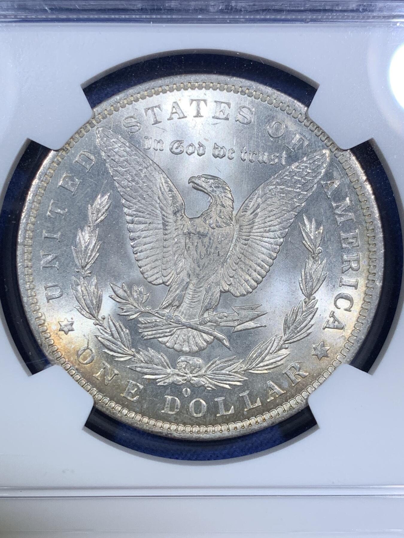 《竞宝斋》第295场- 周日，周一  2场连拍 （全场包邮） NGC MS63 美国1883-O 摩根1美元银币 双面转光流畅生动，保持着百年前的光泽，两面带有月牙包浆，63中战斗机。