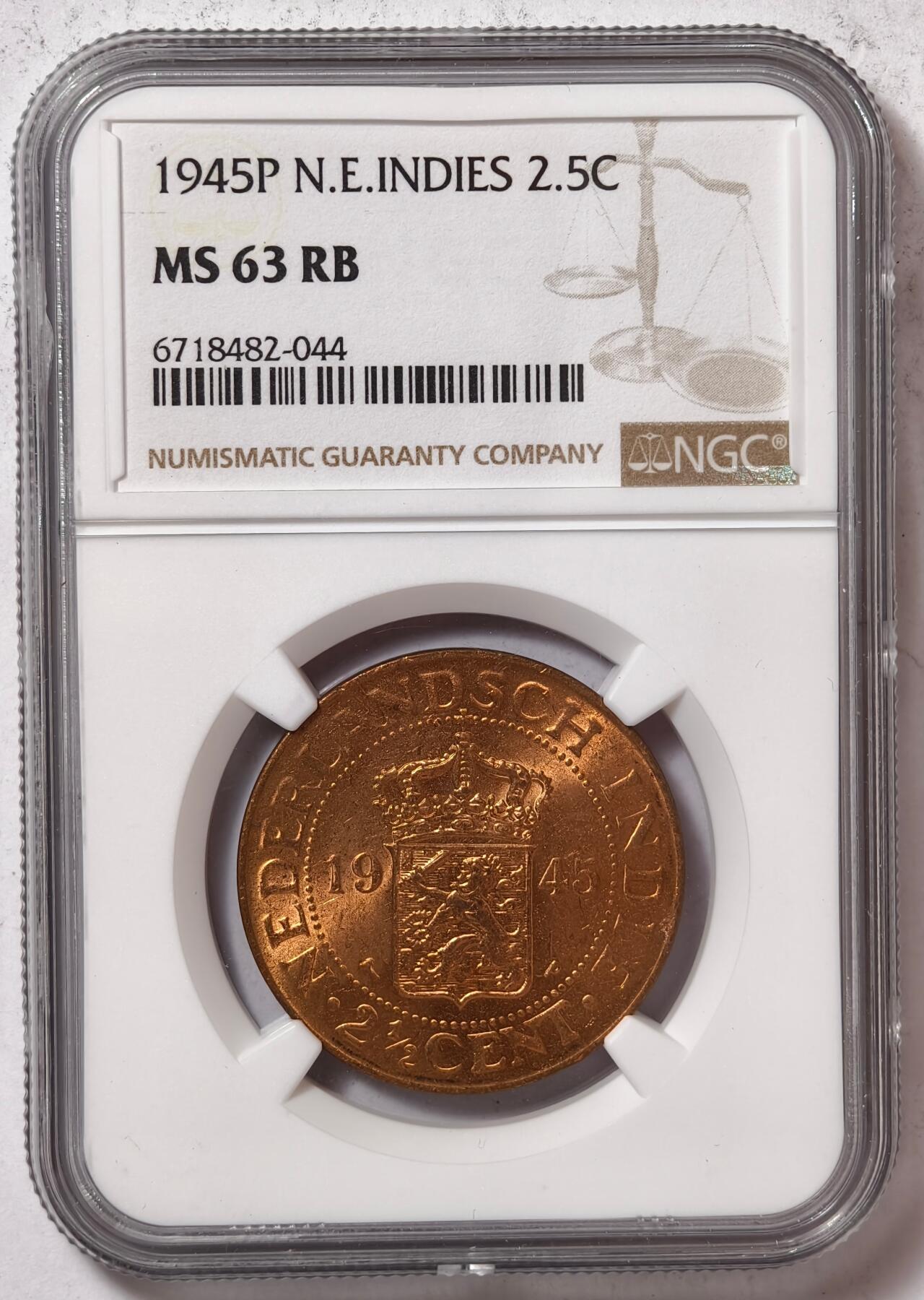 紫瑗钱币——第458期 荷属东印度 1945年 P版 2.5分 铜币 NGC MS63 RB