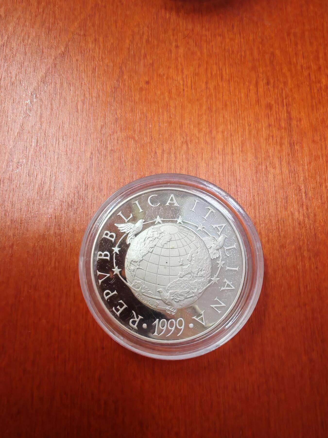 长老汇龙年精选第十九场拍卖 1999意大利千禧年之地球5000里拉精制银币，8170枚