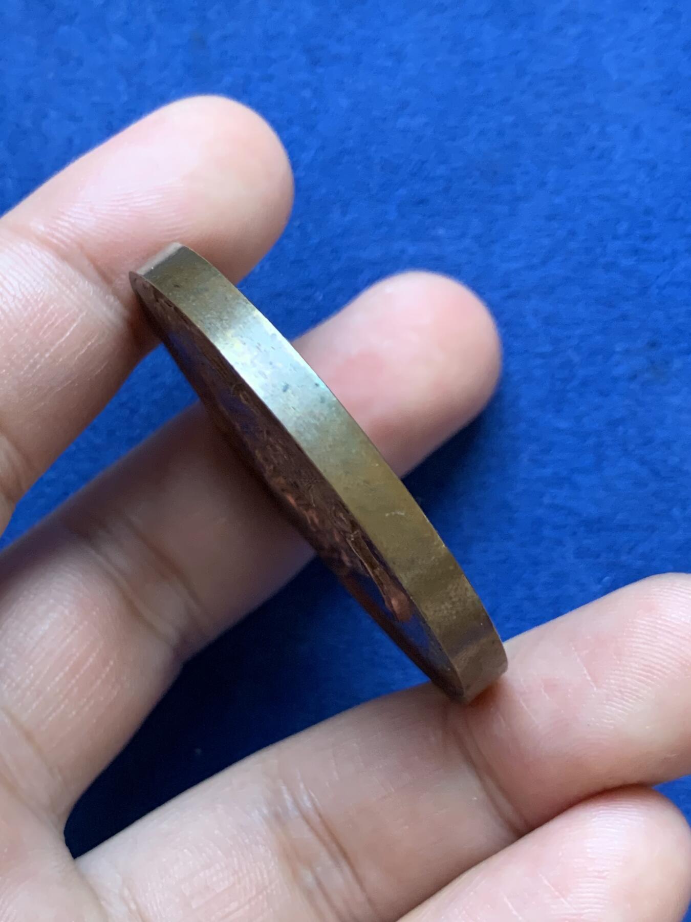 《竞宝斋》第295场- 周日，周一  2场连拍 （全场包邮） 1890年瑞士弗劳恩费尔德射击节铜章 直径45mm 重量50g 热门经典品种