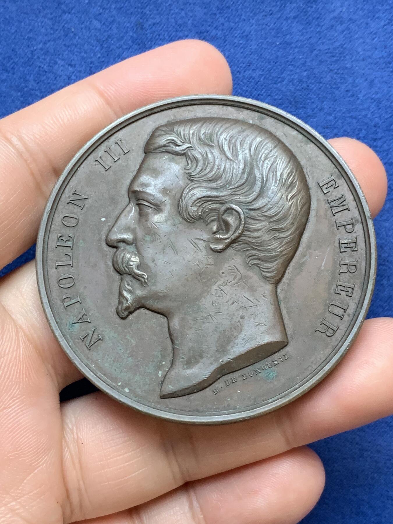 《竞宝斋》第295场- 周日，周一  2场连拍 （全场包邮） 1858年法国拿破仑三世农业铜章 超大尺寸！ 直径57mm 重量92g