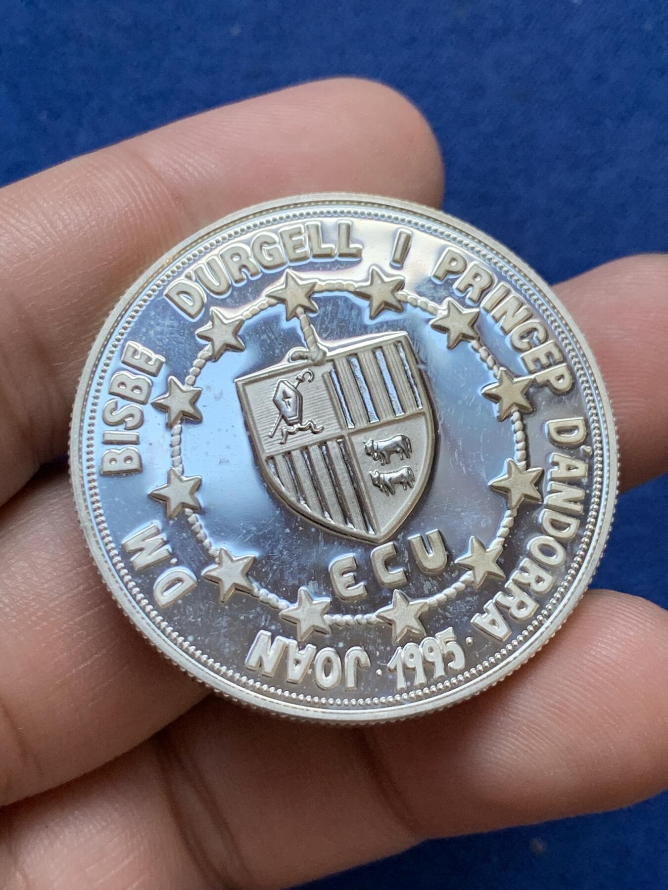 《竞宝斋》第295场- 周日，周一  2场连拍 （全场包邮） 安道尔1995年欧洲海关联盟10第纳尔精制大银币