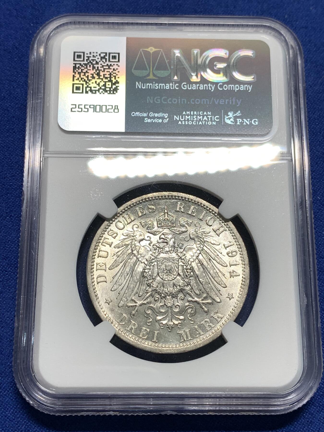 《竞宝斋》第295场- 周日，周一  2场连拍 （全场包邮） NGC AU58 德国普鲁士1914年威廉二世军装3马克银币