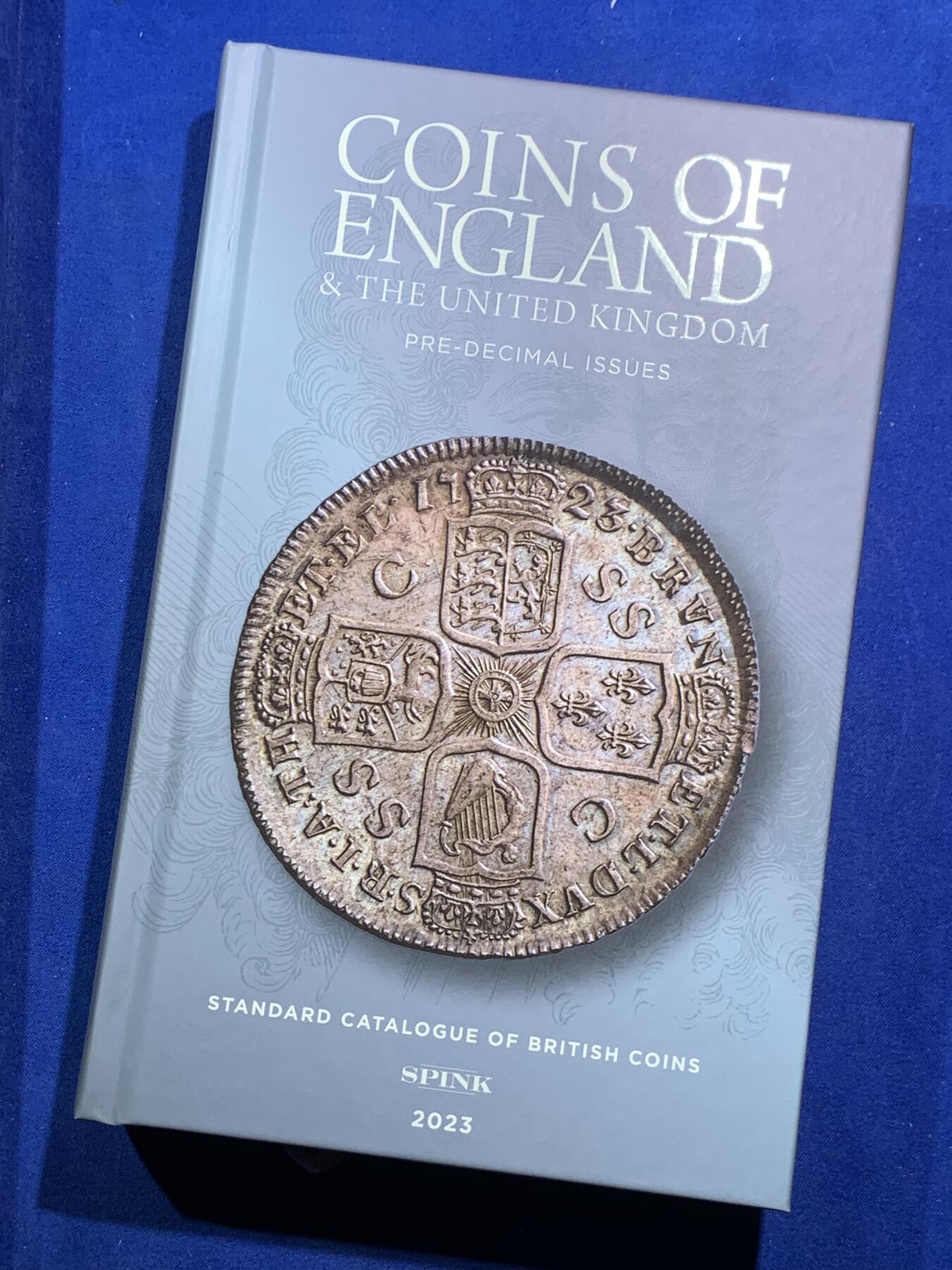 《竞宝斋》第295场- 周日，周一  2场连拍 （全场包邮） 2023版斯宾克英国钱币标准目录，评级公司的目录编号来源之一，收录从公元前150年-1971年间的英国钱币