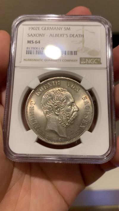 《竞宝斋》第295场- 周日，周一  2场连拍 （全场包邮） NGC MS64 德国 1902年E版 萨克森 阿尔伯特逝世 5马克 银币