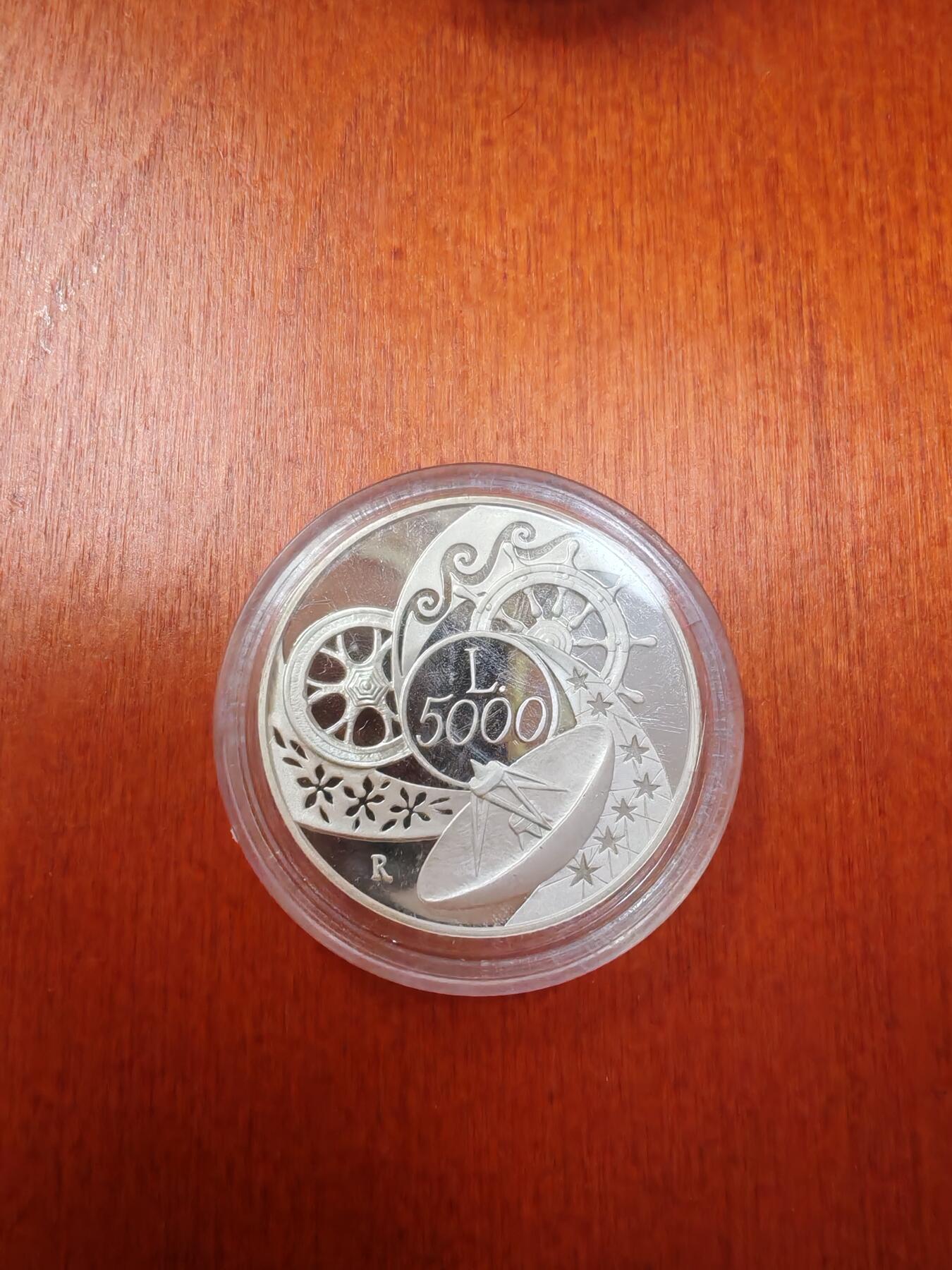 长老汇龙年精选第十九场拍卖 1999意大利千禧年之地球5000里拉精制银币，8170枚