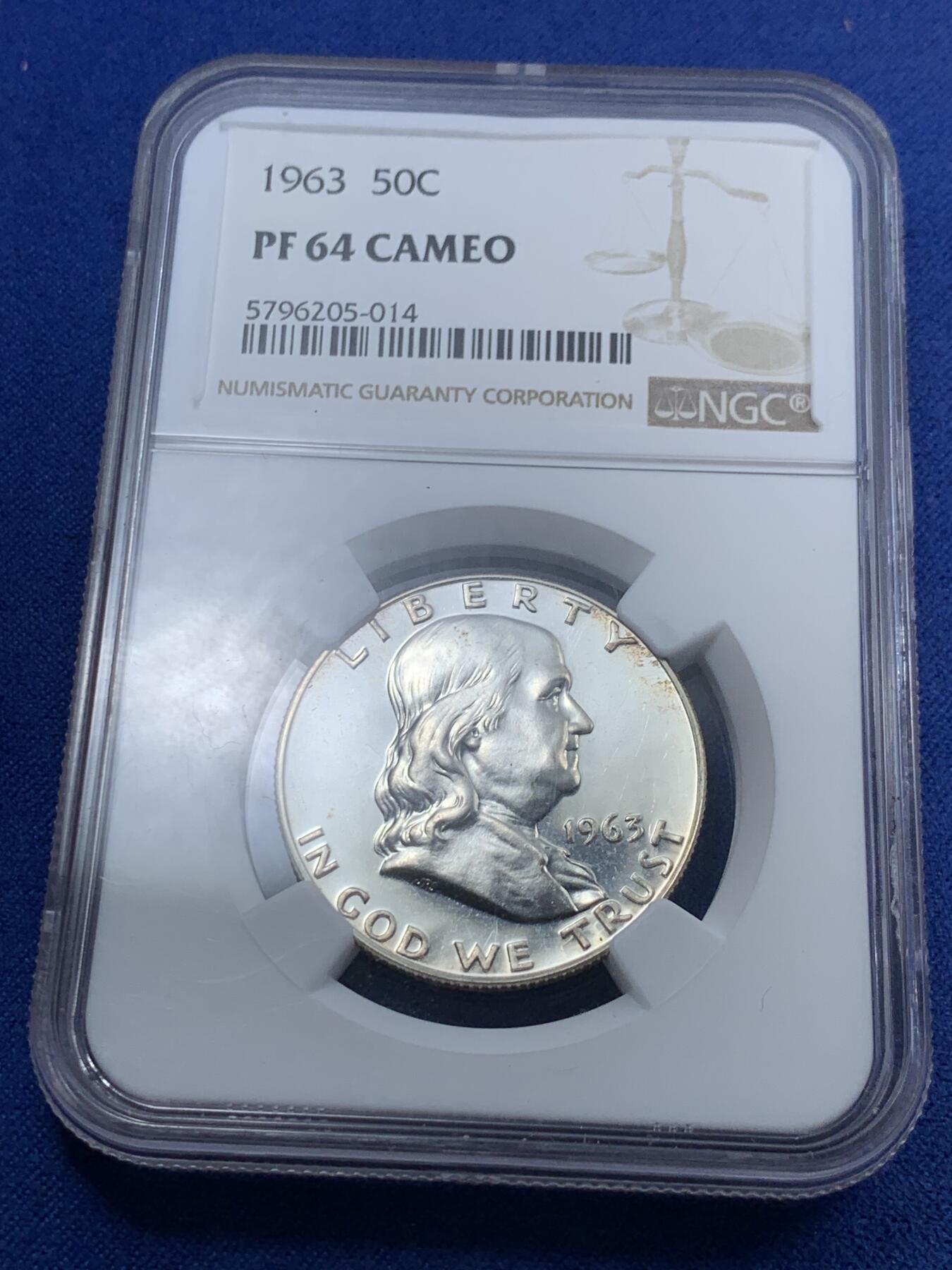 《竞宝斋》第295场- 周日，周一  2场连拍 （全场包邮） NGC PF64 美国1963年富兰克林半美元精制银币