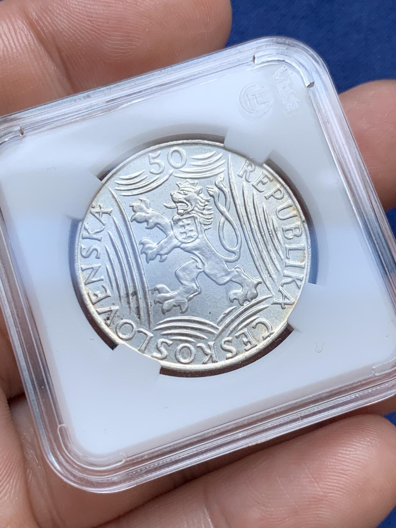 《竞宝斋》第295场- 周日，周一  2场连拍 （全场包邮） 捷克斯洛伐克1949年斯大林70周岁生日纪念银币 50克朗