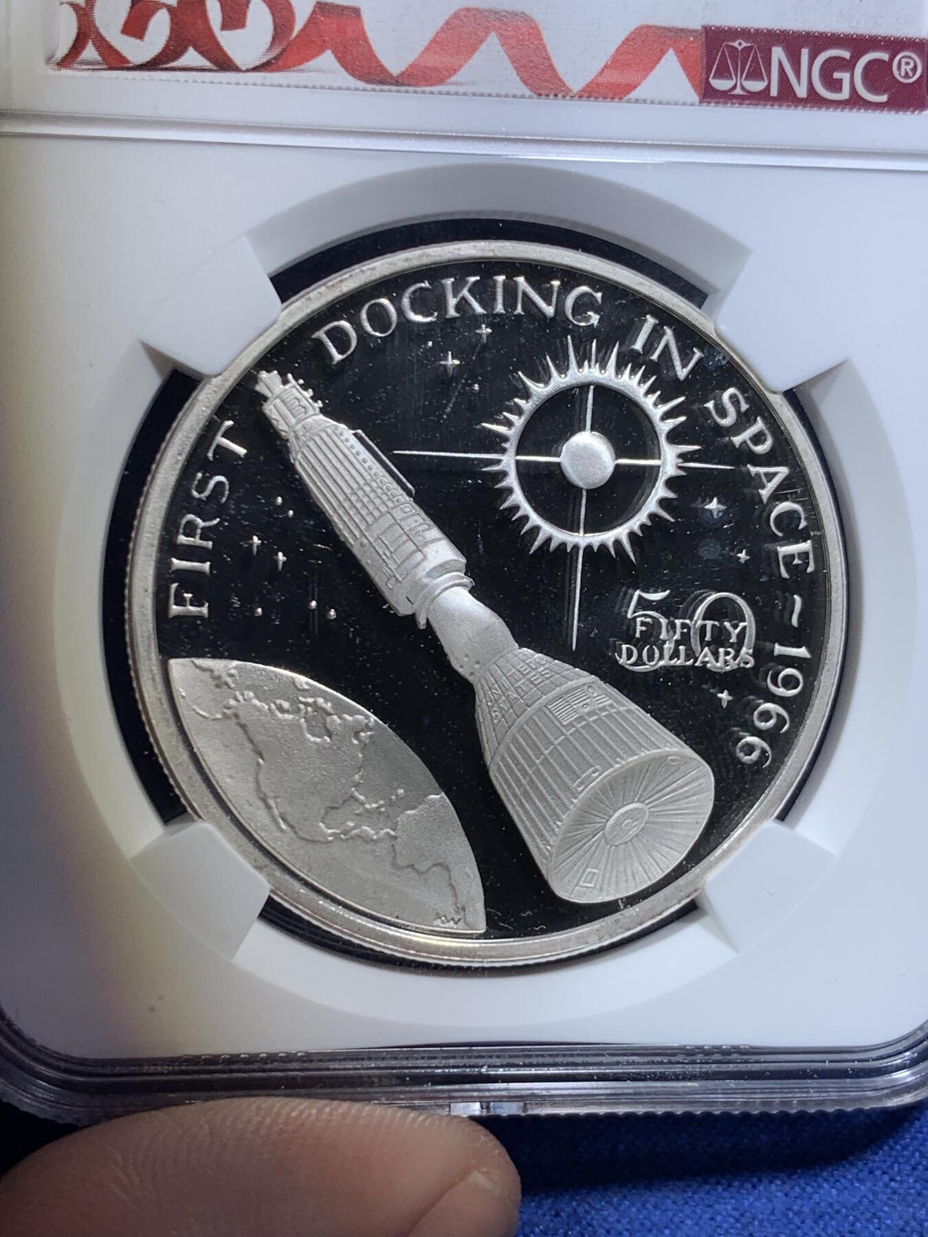 《竞宝斋》第295场- 周日，周一  2场连拍 （全场包邮） NGC PF68UC 马绍尔群岛1989年空间探索50元纪念币 红丝带标签