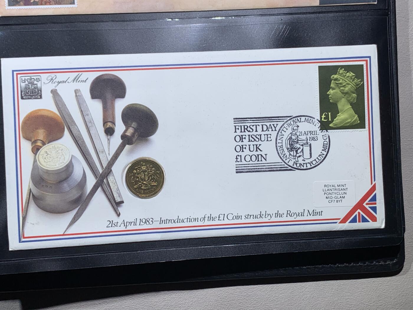 《竞宝斋》第295场- 周日，周一  2场连拍 （全场包邮） 全新邮币封册 含′6个邮币封！