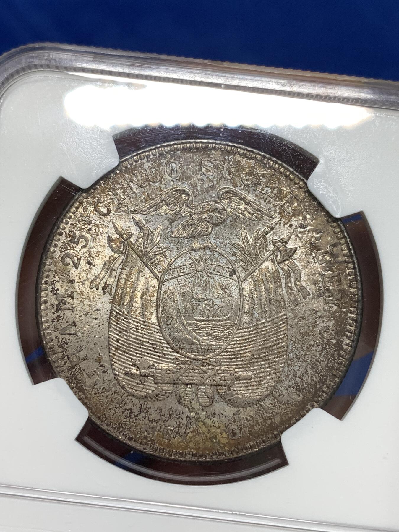 《竞宝斋》第295场- 周日，周一  2场连拍 （全场包邮） NGC MS60 厄瓜多尔1944年5苏克雷克朗大银币 背面带棕灰色包浆 正面转光好