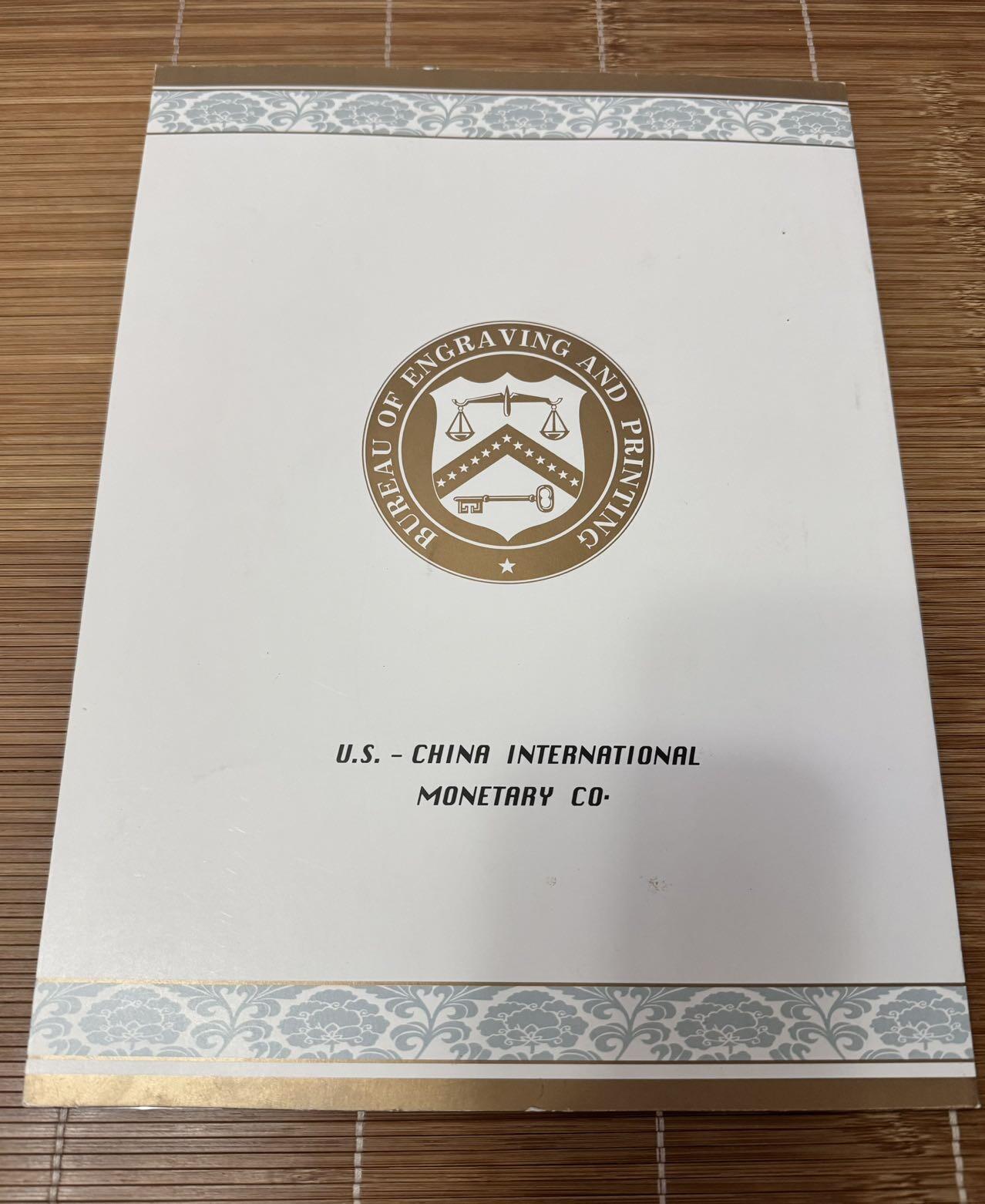 收藏联盟Quantum Auction 第366期拍卖  美国1996年2美元四联体册 品相UNC-  荧光块