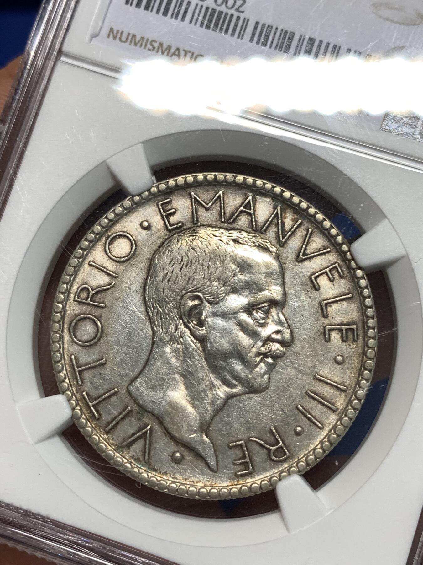 《竞宝斋》第295场- 周日，周一  2场连拍 （全场包邮） NGC AU53 意大利1928年裸男20里拉银币 经典造型 稀少年份