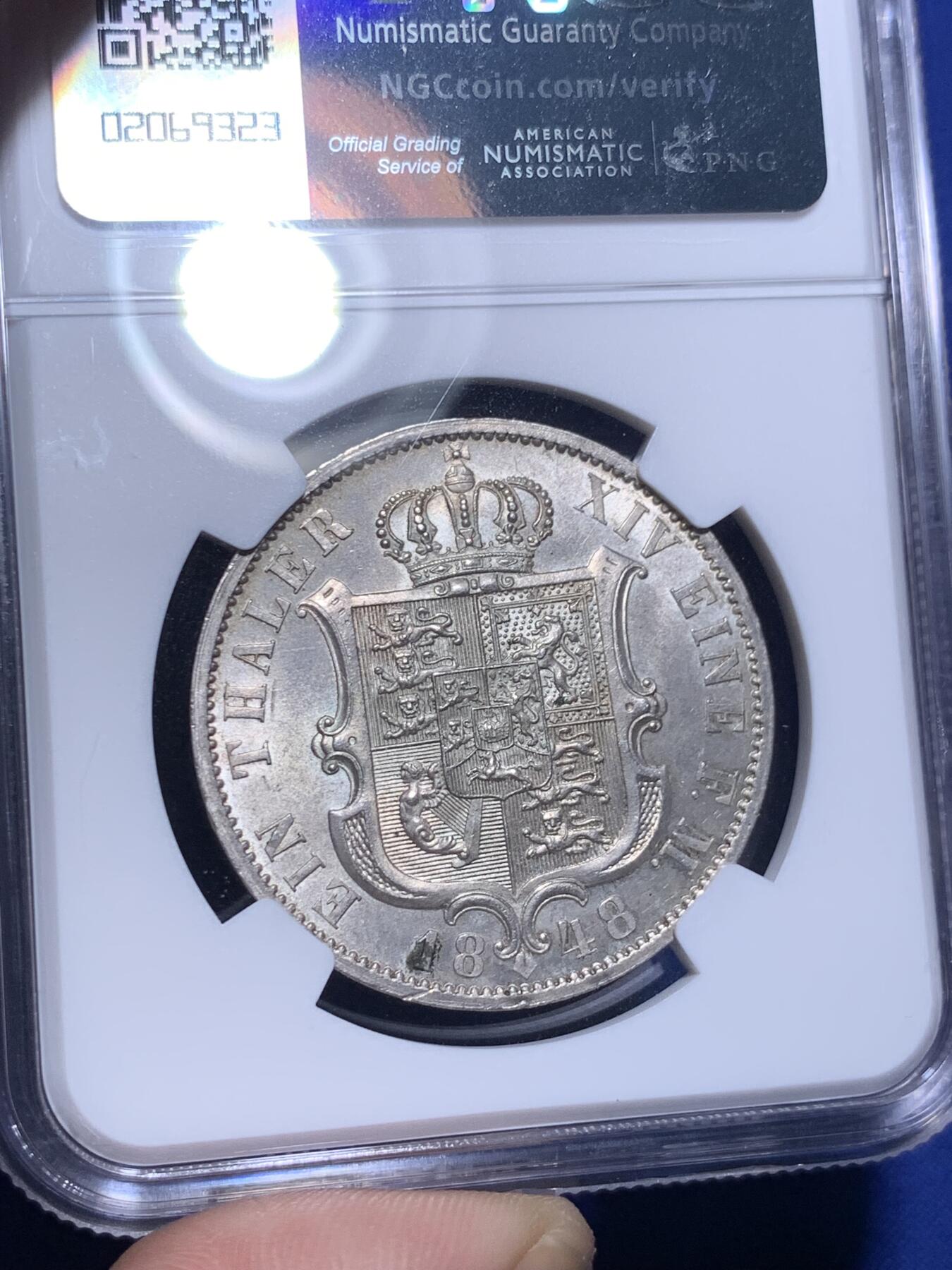 《竞宝斋》第295场- 周日，周一  2场连拍 （全场包邮） NGC MS63 德国 汉诺威 1848年 奥古斯特邦徽 泰勒银币 细节高点清晰 63分难得