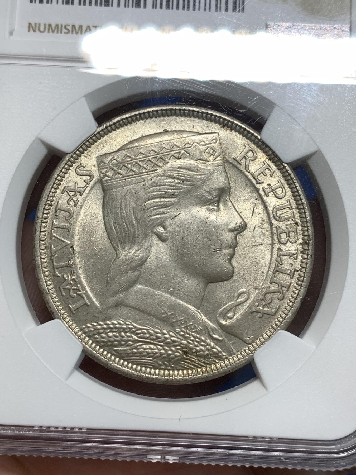 《竞宝斋》第295场- 周日，周一  2场连拍 （全场包邮） NGC UNCD 拉脱维亚1929年5L大银