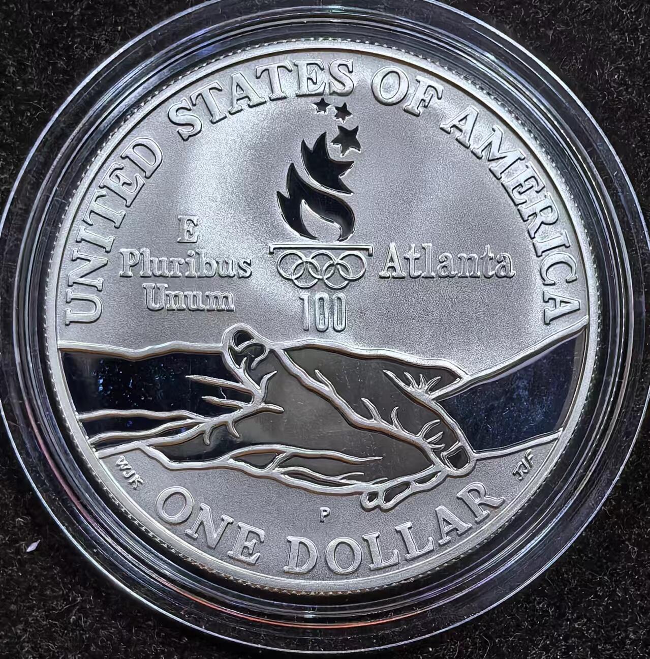 北京马甸外国币专卖微拍第124期，外国金银币专场，陆续上新，欢迎关注 美国1996年亚特兰大奥运会纪念币 1元大银币26.7g 38mm90%
