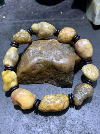 精美鱼籽纹筋脉石老料原石手串一条，， 精美鱼籽纹筋脉石老料原石手串一条，，