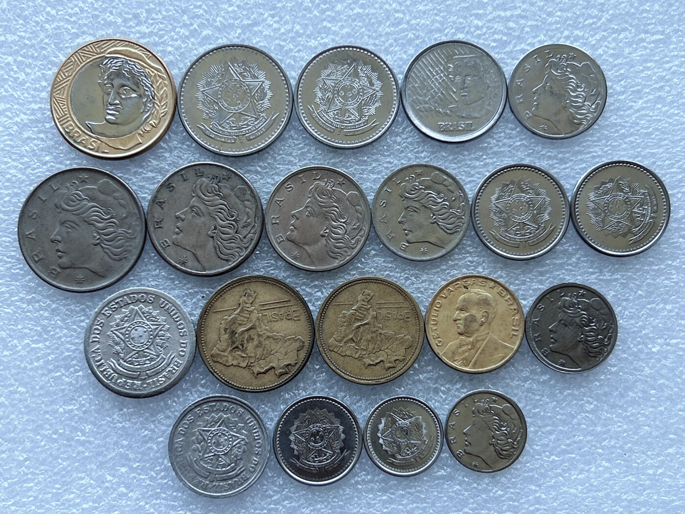 第一海外回流一元起拍收藏 散币专场 第108期 巴西硬币20枚 无重复