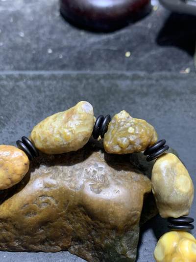 精美鱼籽纹筋脉石老料原石手串一条，， 精美鱼籽纹筋脉石老料原石手串一条，，