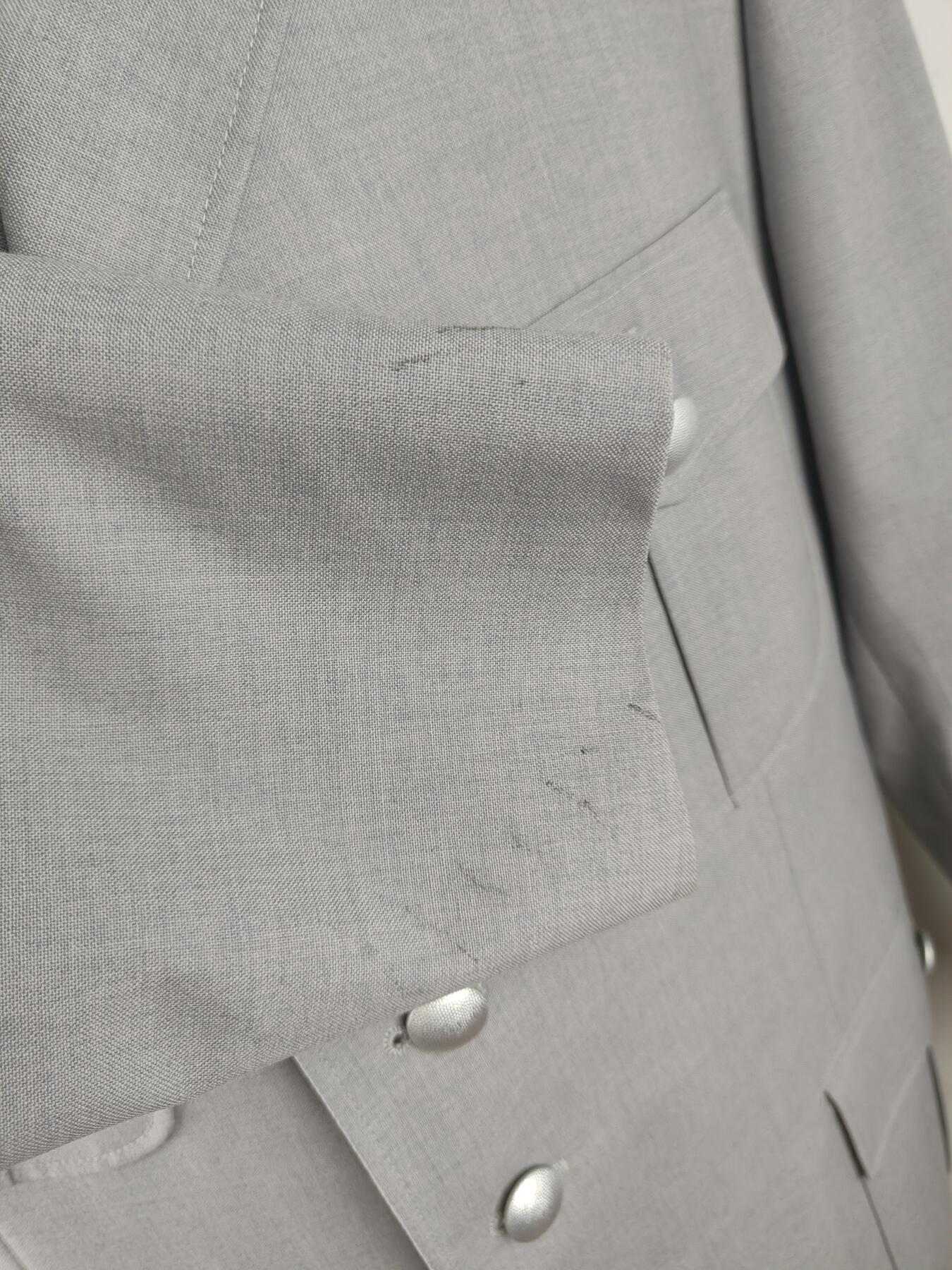 全场0元起拍 第181期 咸鱼国勋章拍卖专场 8月11日（周日）下午6：00开始 西德陆军中校常服 肩宽50 胸围116 衣长84 袖长66