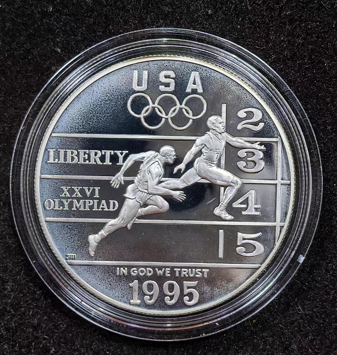 北京马甸外国币专卖微拍第124期，外国金银币专场，陆续上新，欢迎关注 美国1996年亚特兰大奥运会纪念币 1元大银币26.7g 38mm90%
