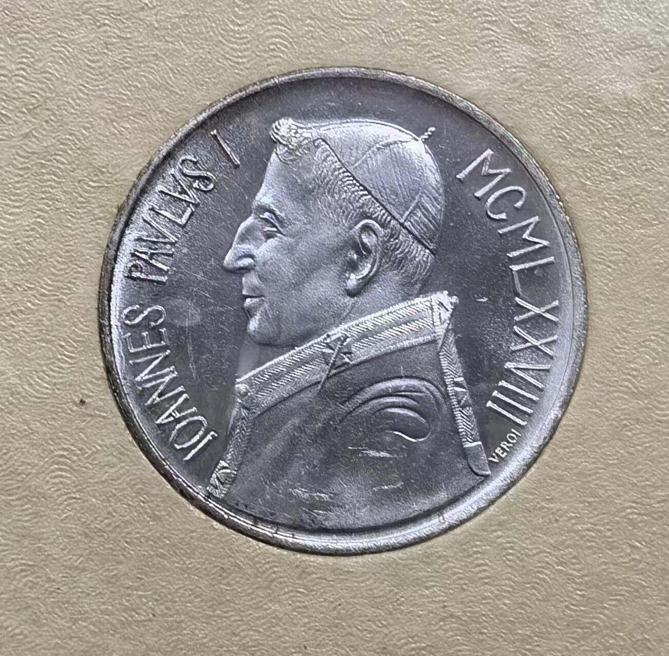 北京马甸外国币专卖微拍第124期，外国金银币专场，陆续上新，欢迎关注 官方原册 稀少 梵蒂冈1978年1000里拉银币  保罗一世 在位仅33天