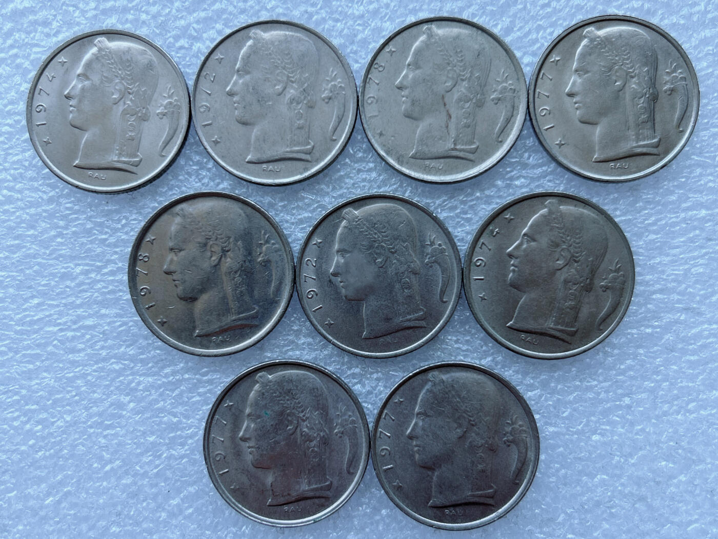 第一海外回流一元起拍收藏 散币专场 第108期 比利时70年代5法郎树叶王冠 9枚