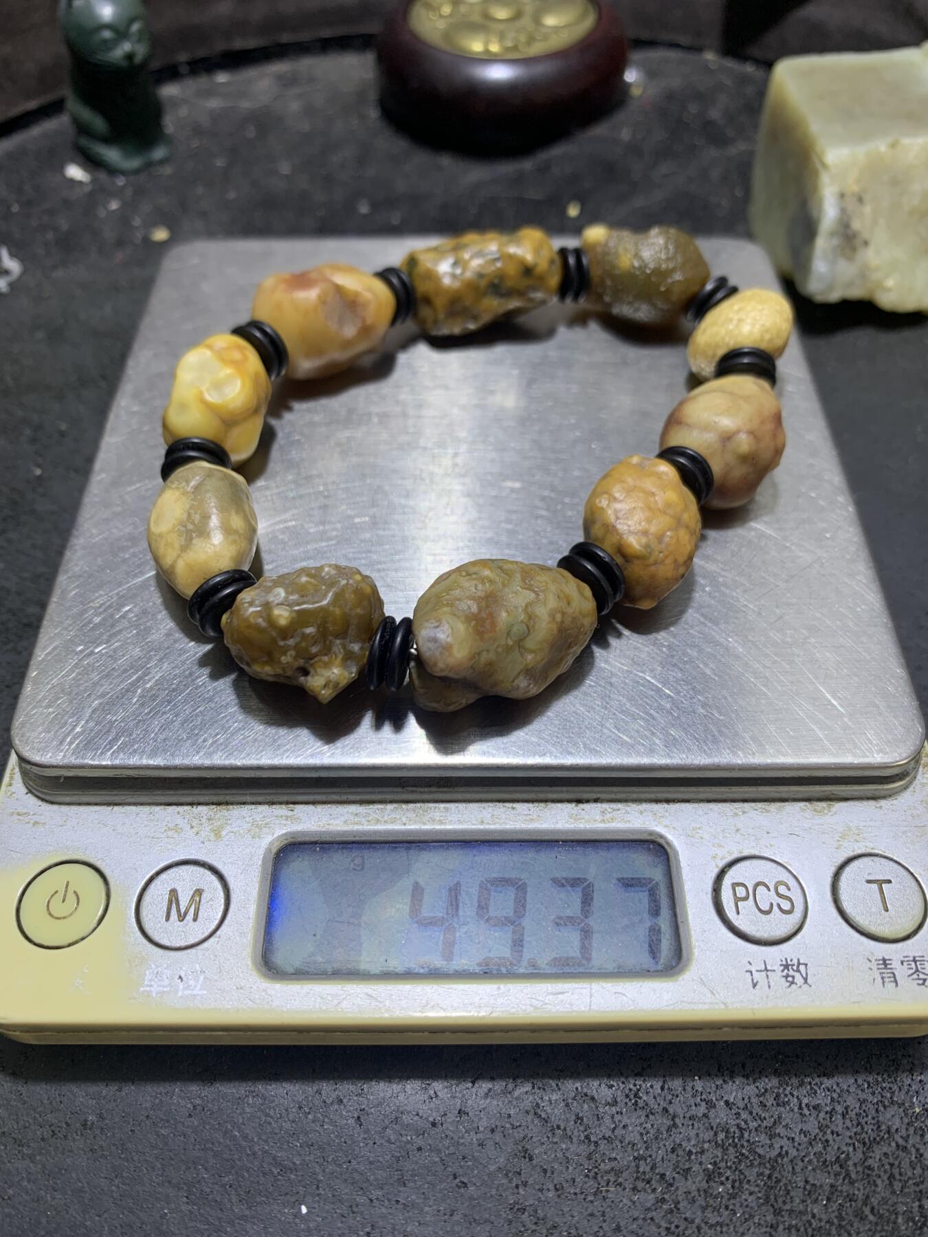 精美鱼籽纹筋脉石老料原石手串一条，，