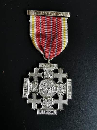 老王徽章第五十三期 - 教皇国耶路撒冷朝圣者十字   800银材质，带银标，原盒