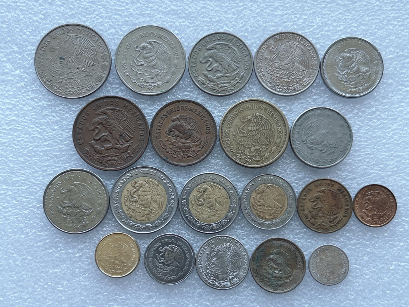 第一海外回流一元起拍收藏 散币专场 第108期 墨西哥硬币 20枚 无重复