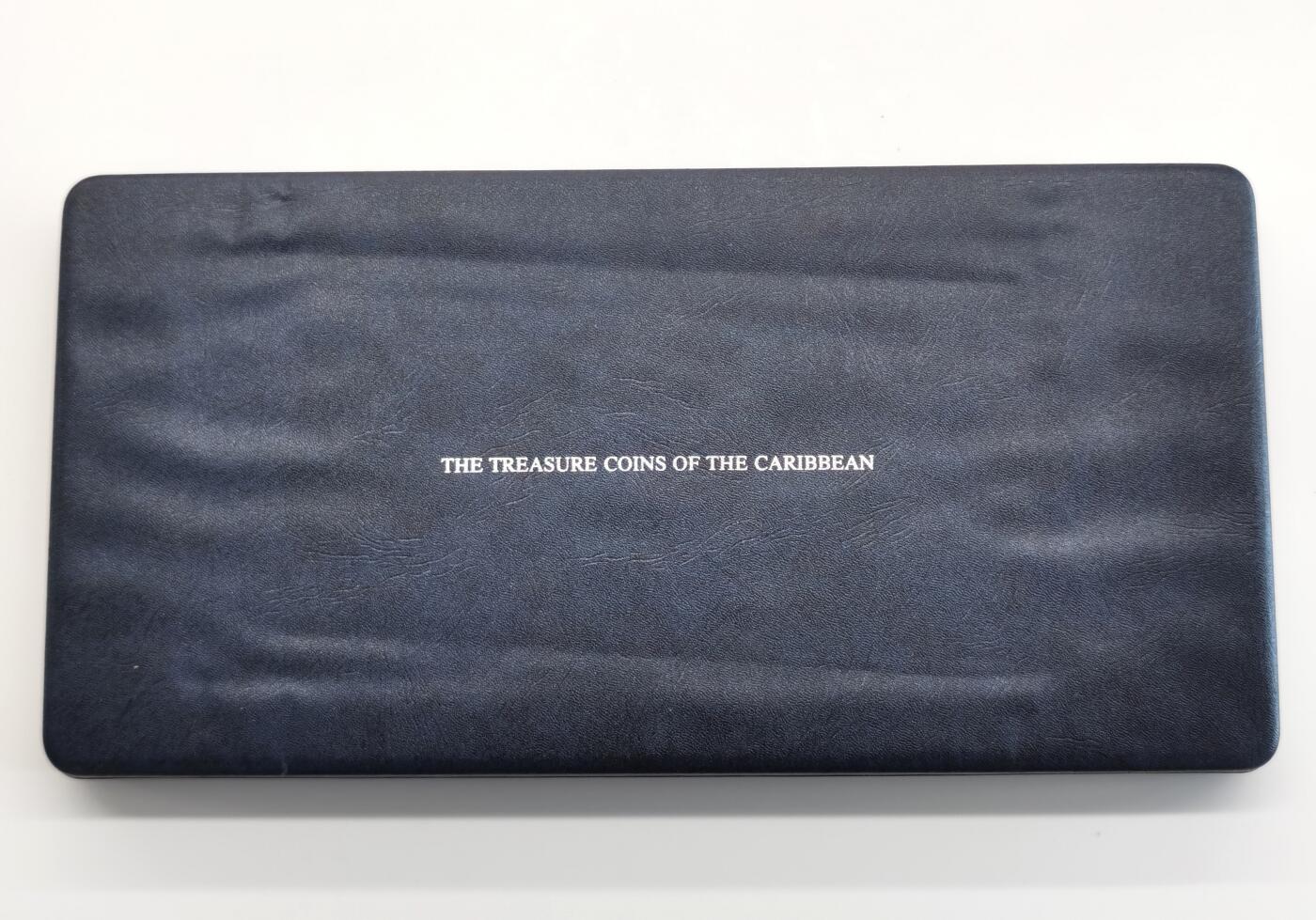 博洋堂世界钱币拍卖第087期（全场包邮） 近期暴涨品种 罕见25枚大珍精制银套币 1985年英属维尔京加勒比珍宝系列20元 单枚19.09克 925银 38mm精制 原盒装，国内成交套数低于5套，币面转光精美，伊丽莎白中年装，这些银币的铸造技术和设计理念也体现了当时制币工艺的最高水平，成为了收藏家们追逐的对象