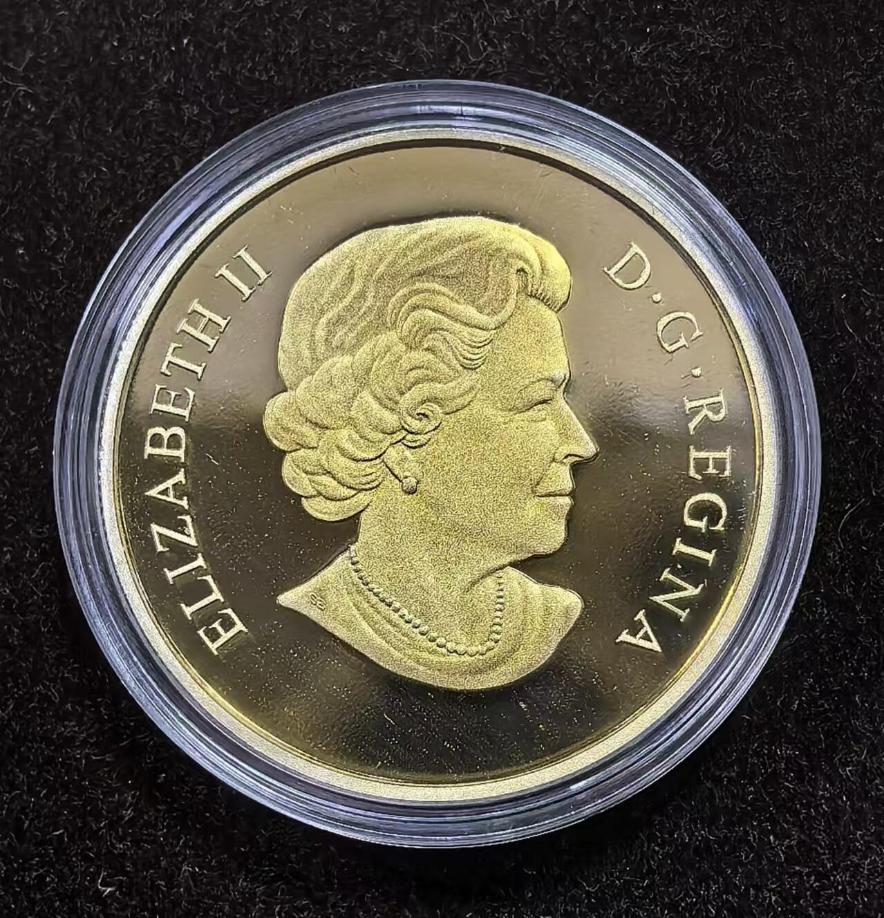 北京马甸外国币专卖微拍第124期，外国金银币专场，陆续上新，欢迎关注 2014年加拿大1盎司马精制银币，盒证齐全