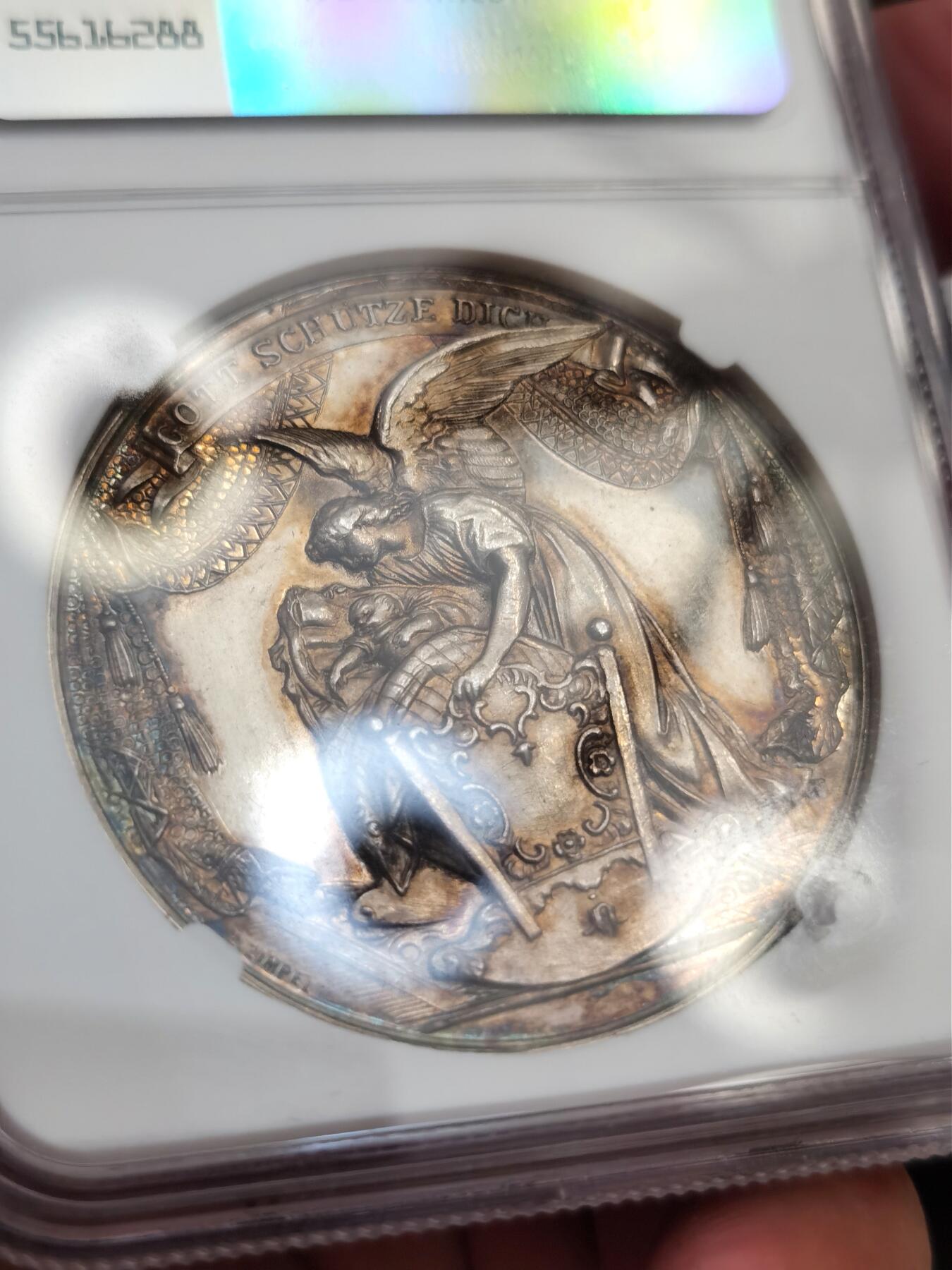 博洋堂世界钱币拍卖第087期（全场包邮） NGC UNCD 19世纪奥地利宗教洗礼大银章 41.9mm 22.8克 阳光下赤红色五彩包浆，非常漂亮