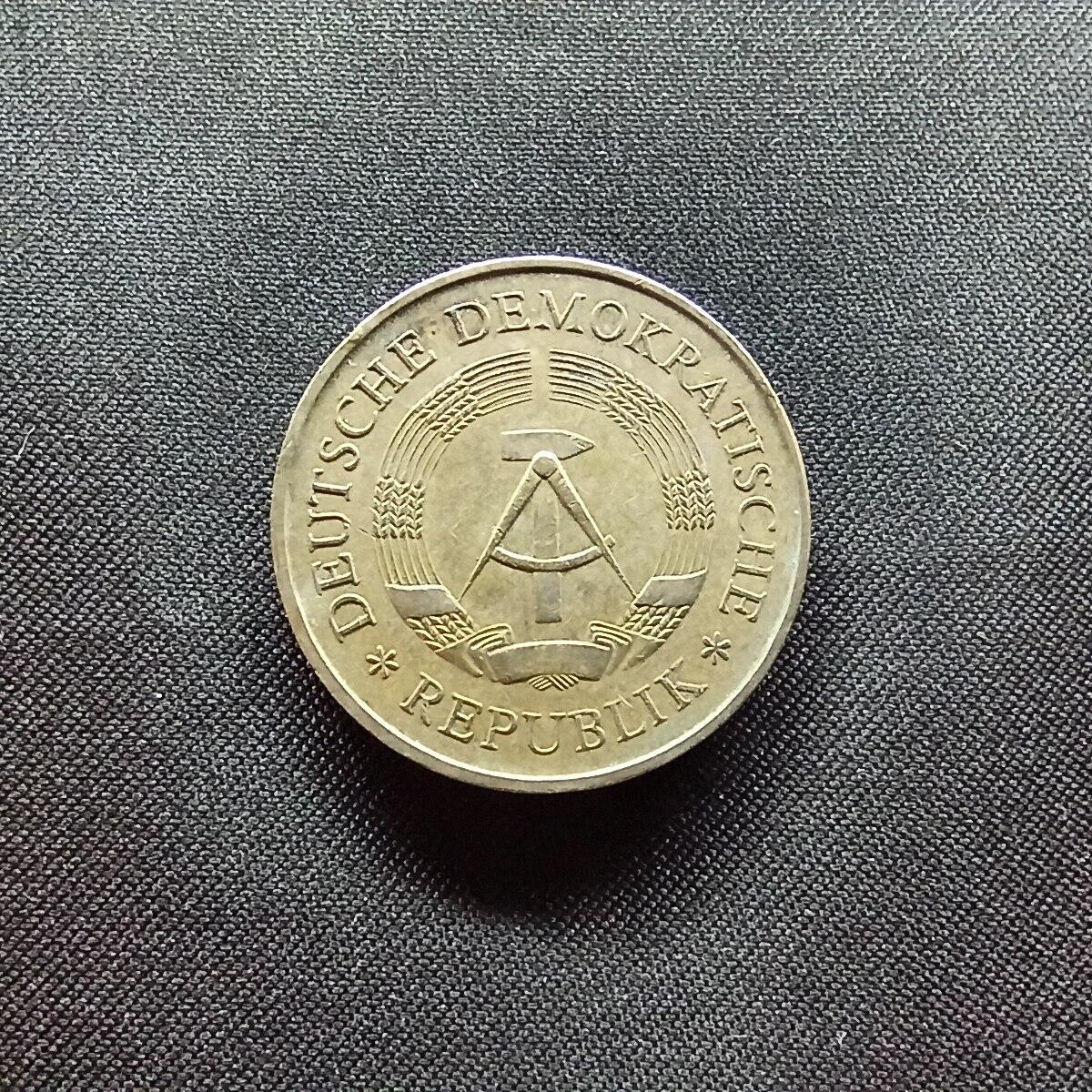 邮泉阁限时拍卖第十三场 各国硬币专场（注意看介绍，硬币在国外谨慎参拍） 东德1969年5马克纪念币